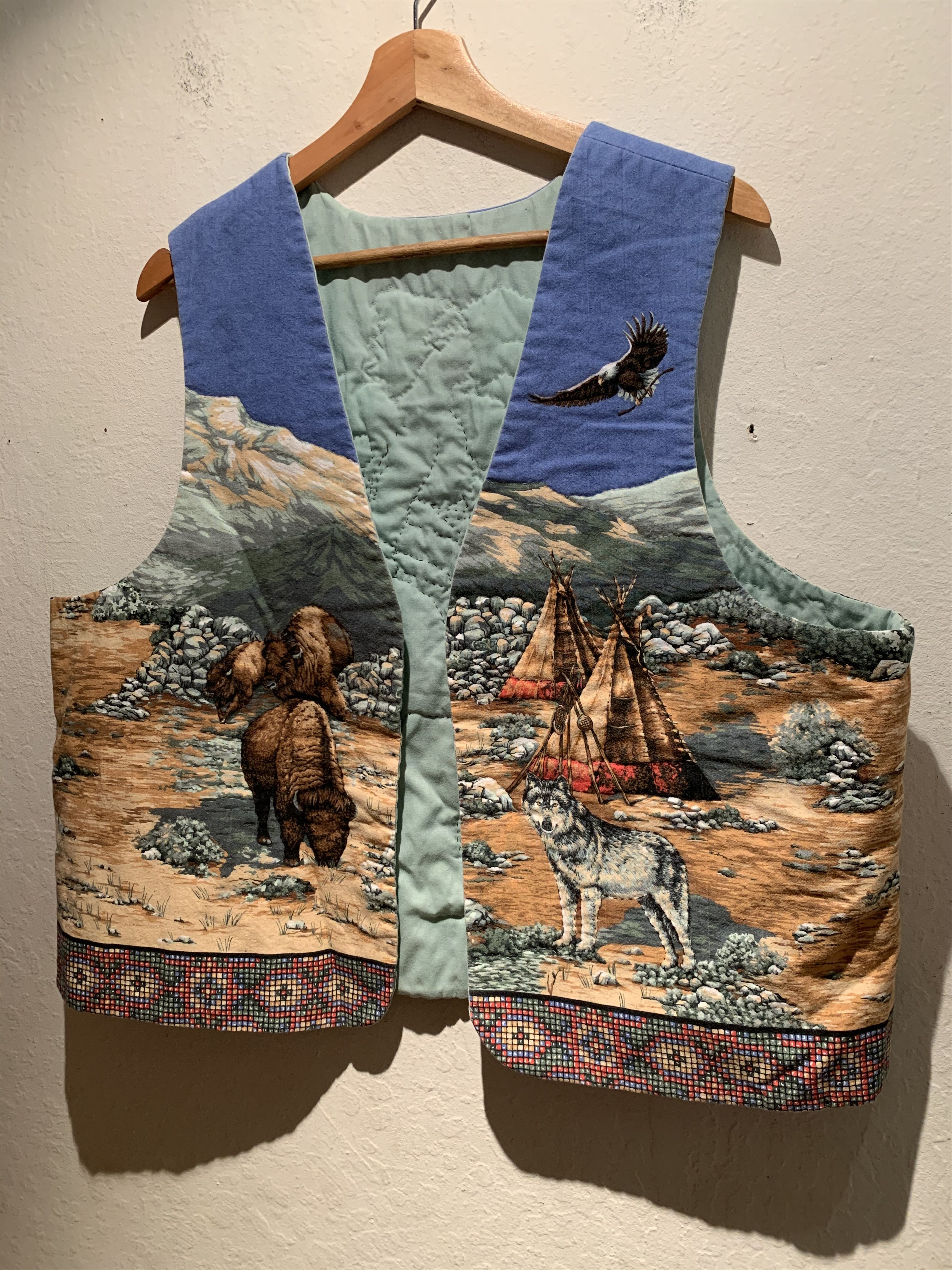 *RARE* Vintage Native Western Print Quilted Vest