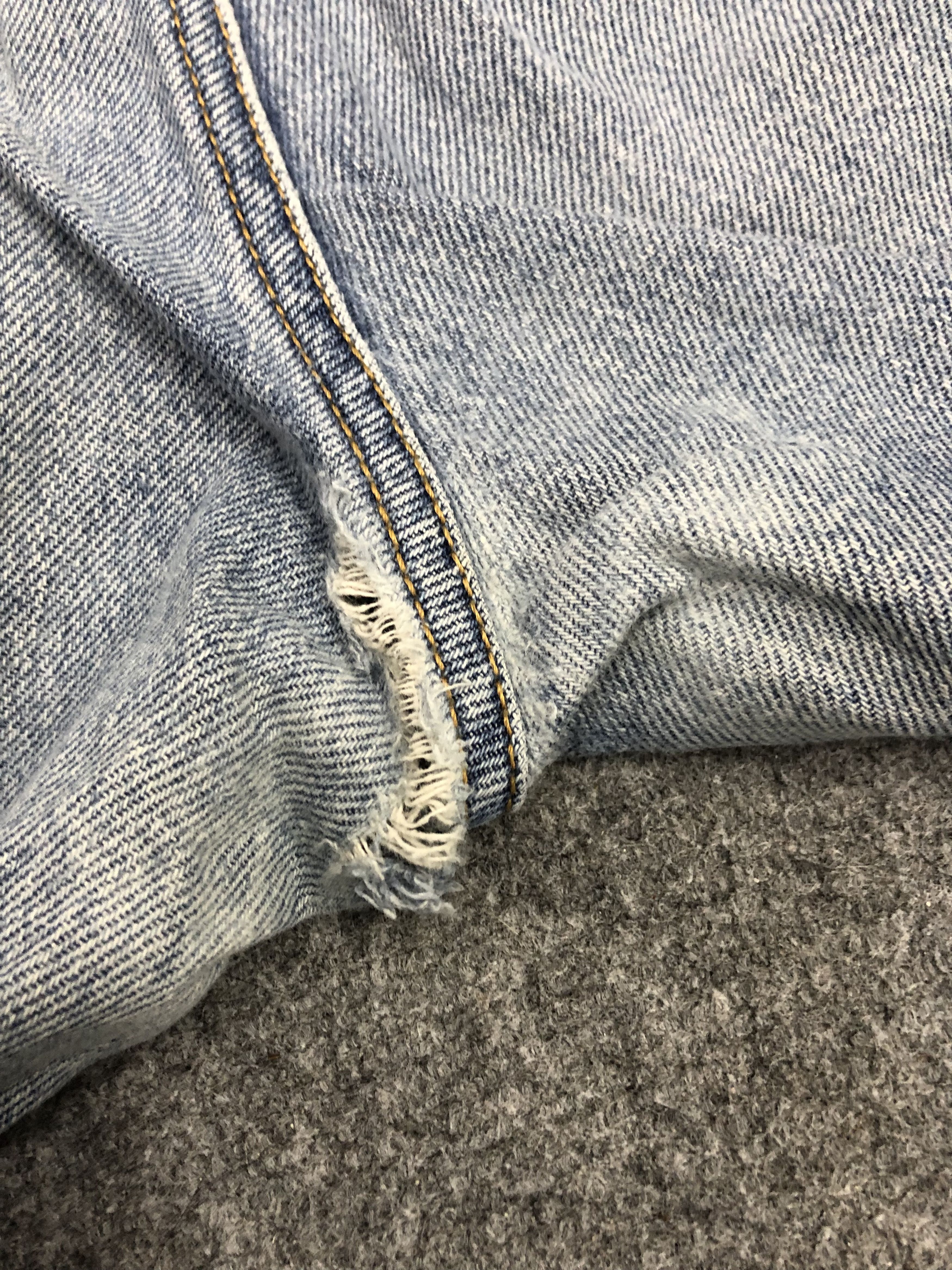 Levi's Vintage Levis 505 Light Blue Jeans DP1286 Size US 39 - 14 Thumbnail