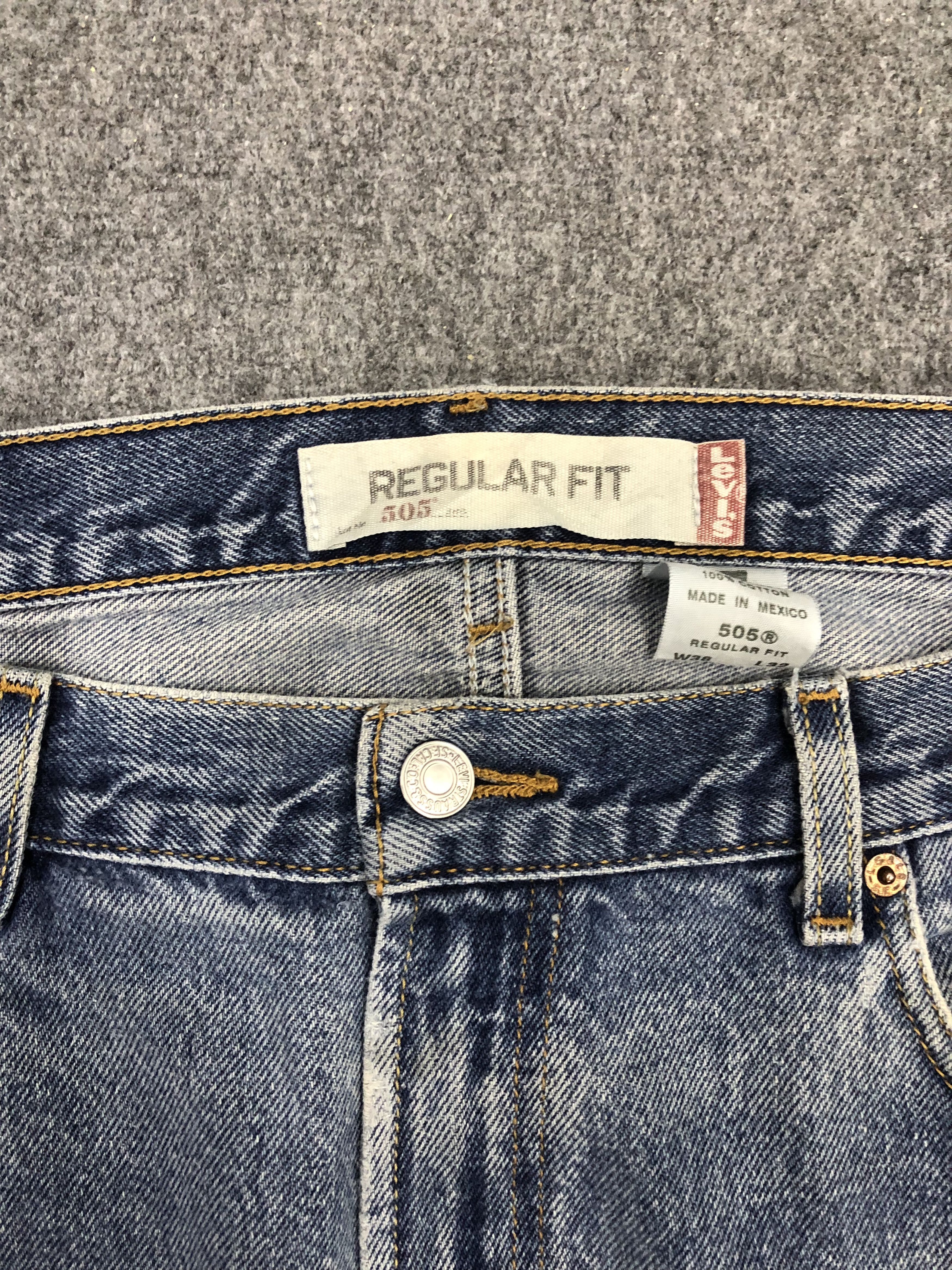Levi's Vintage Levis 505 Light Blue Jeans DP1286 Size US 39 - 9 Thumbnail