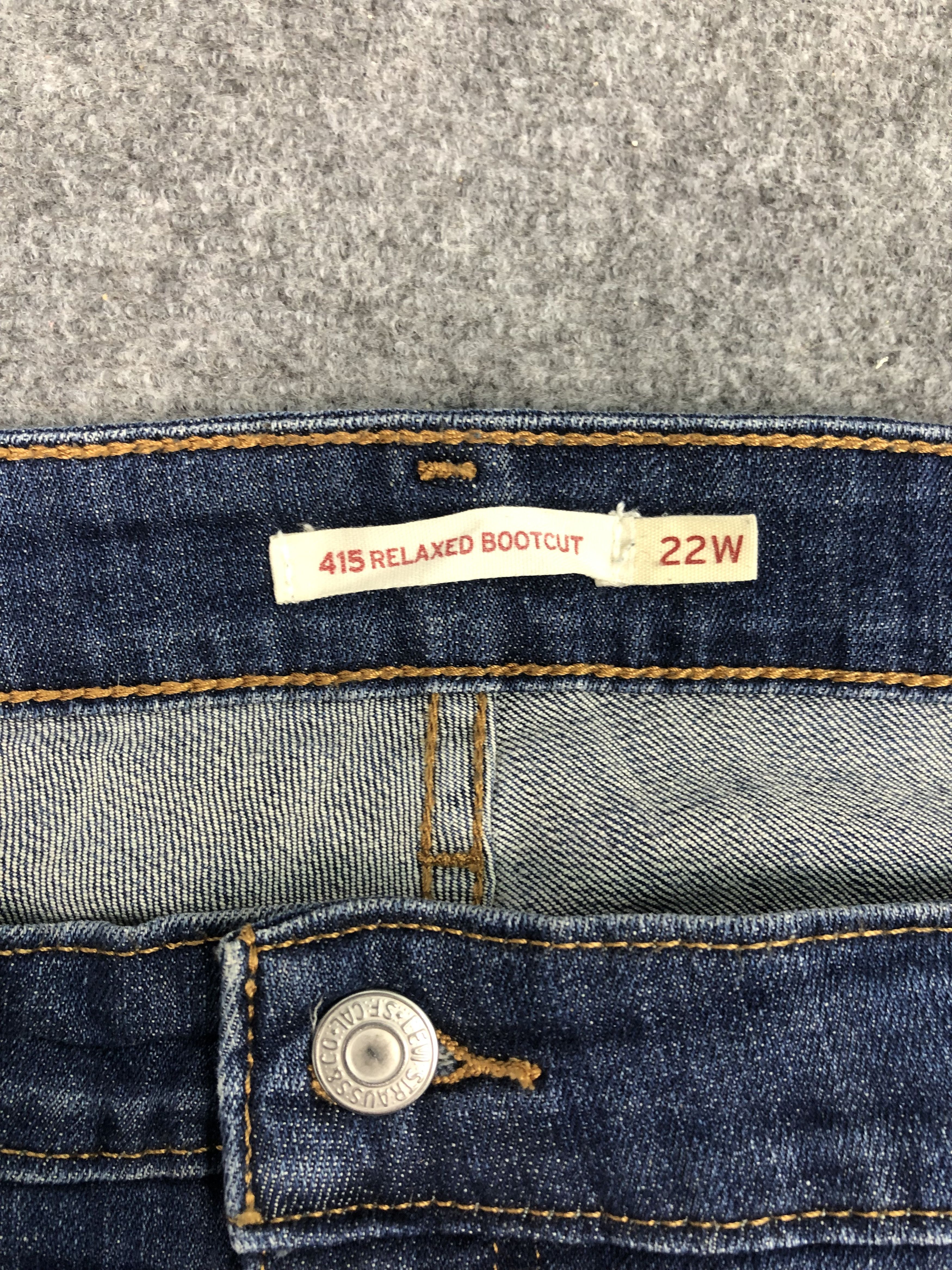 Levi's Vintage Levis Blue Jeans Flared Oversized DP0501 Size US 44 / EU 60 - 6 Thumbnail