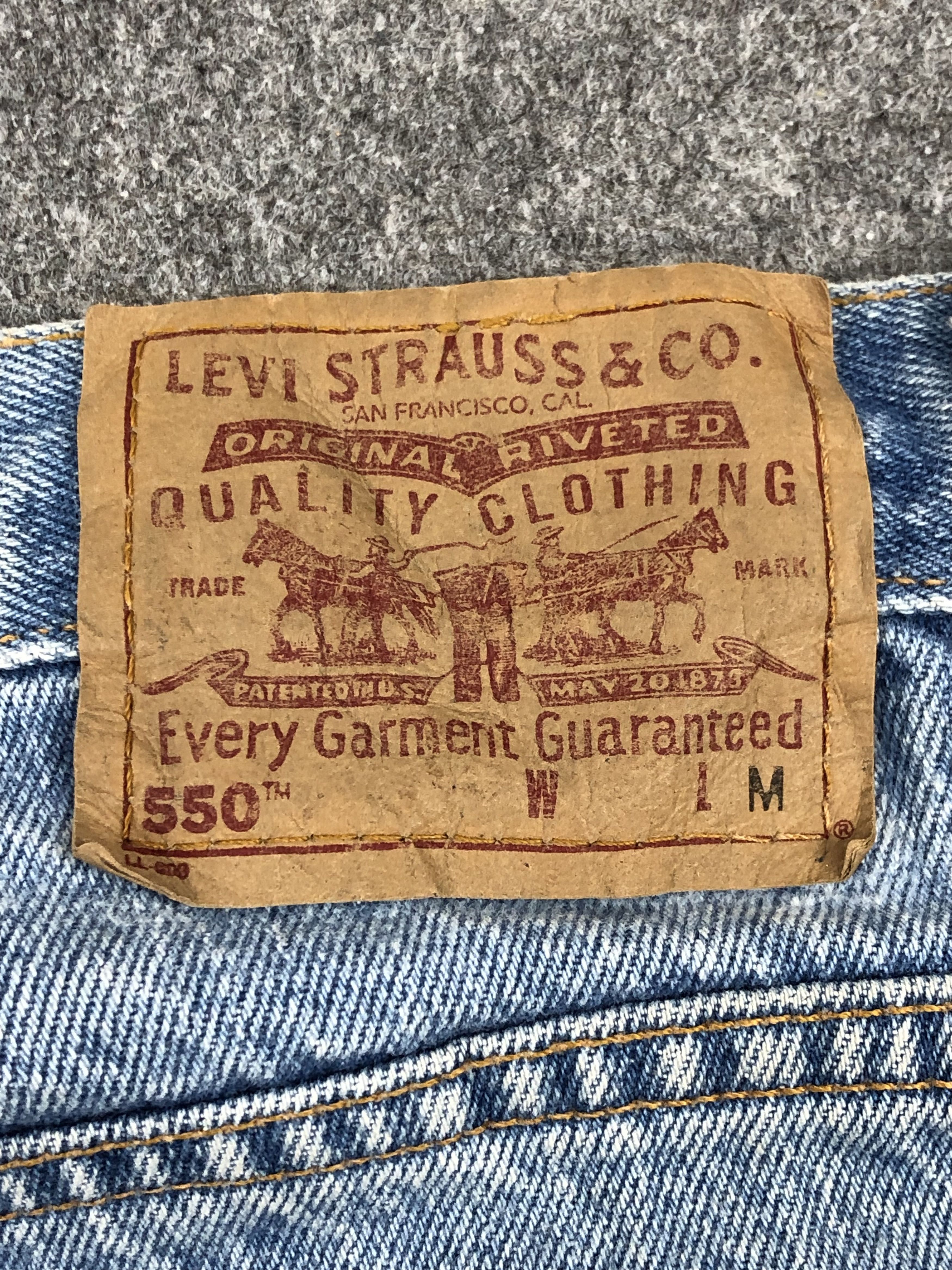 Levi's 90s Light Blue Vintage Levis 550 Jeans DP1363 Size US 30 / EU 46 - 5 Thumbnail