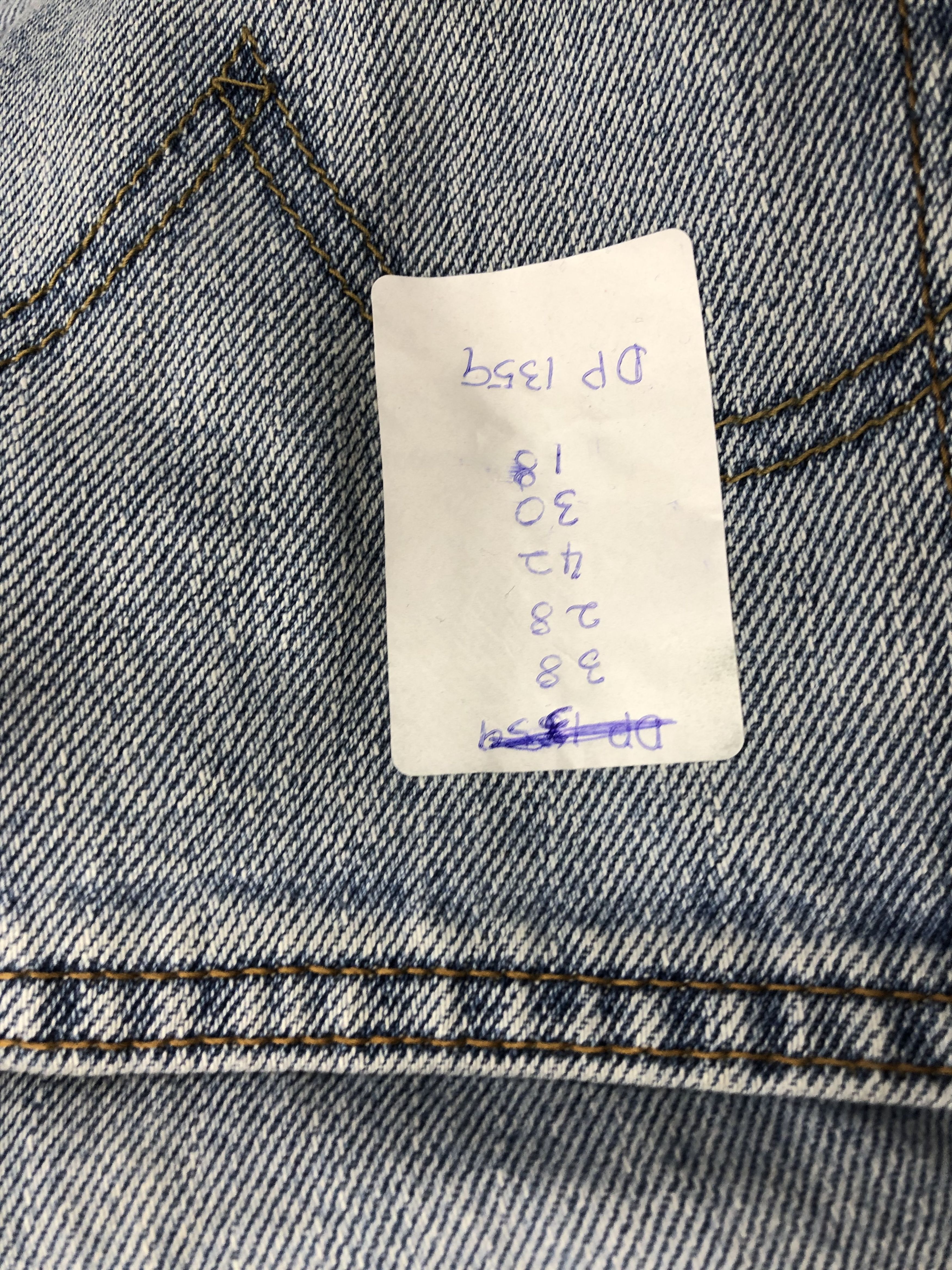 Levi's Vintage Levis 550 Blue Jeans DP1359 Size US 38 / EU 54 - 12 Thumbnail