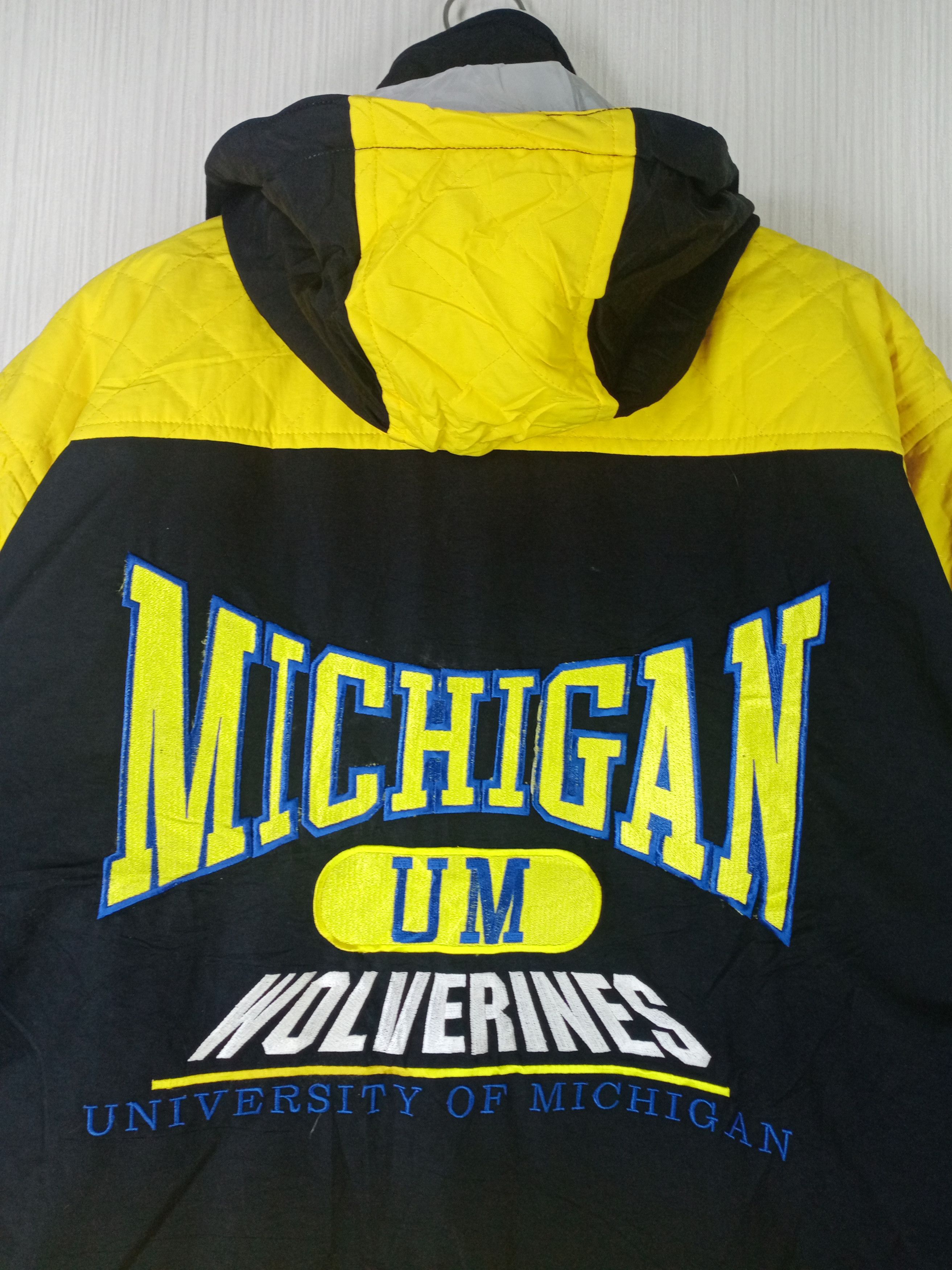 NCAA Vintage University of Michigan Wolverines NCAA College Sport Size US L / EU 52-54 / 3 - 4 Thumbnail