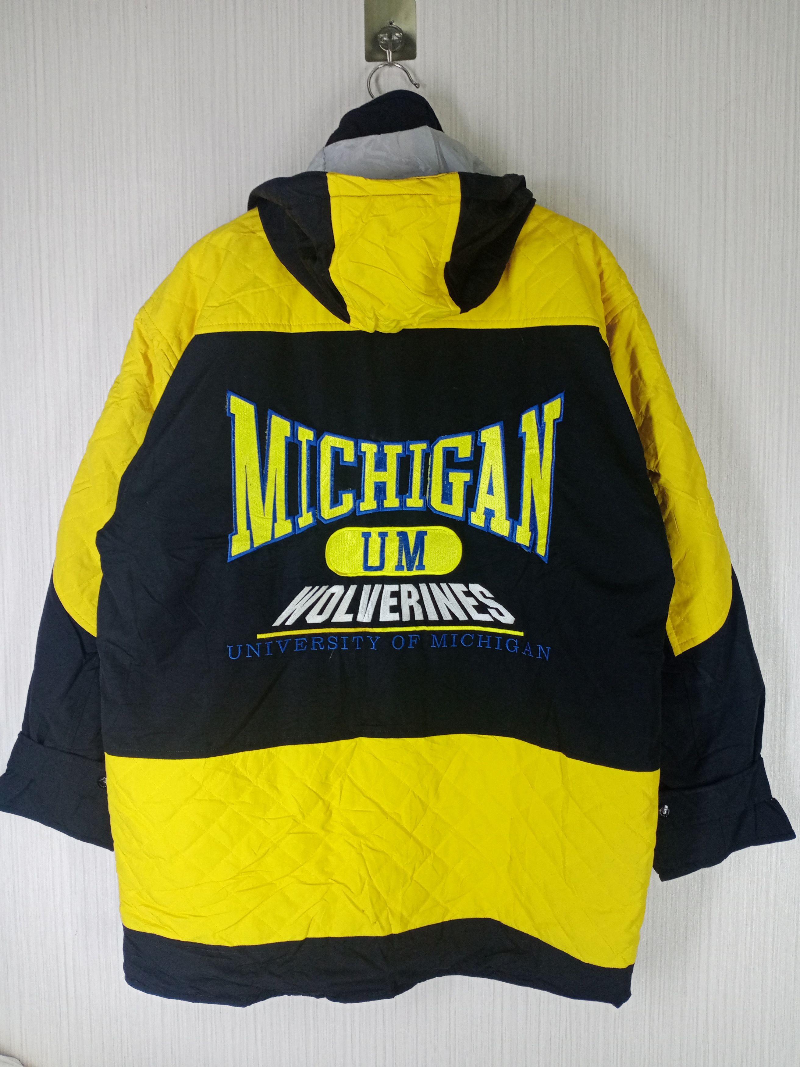 NCAA Vintage University of Michigan Wolverines NCAA College Sport Size US L / EU 52-54 / 3 - 3 Thumbnail