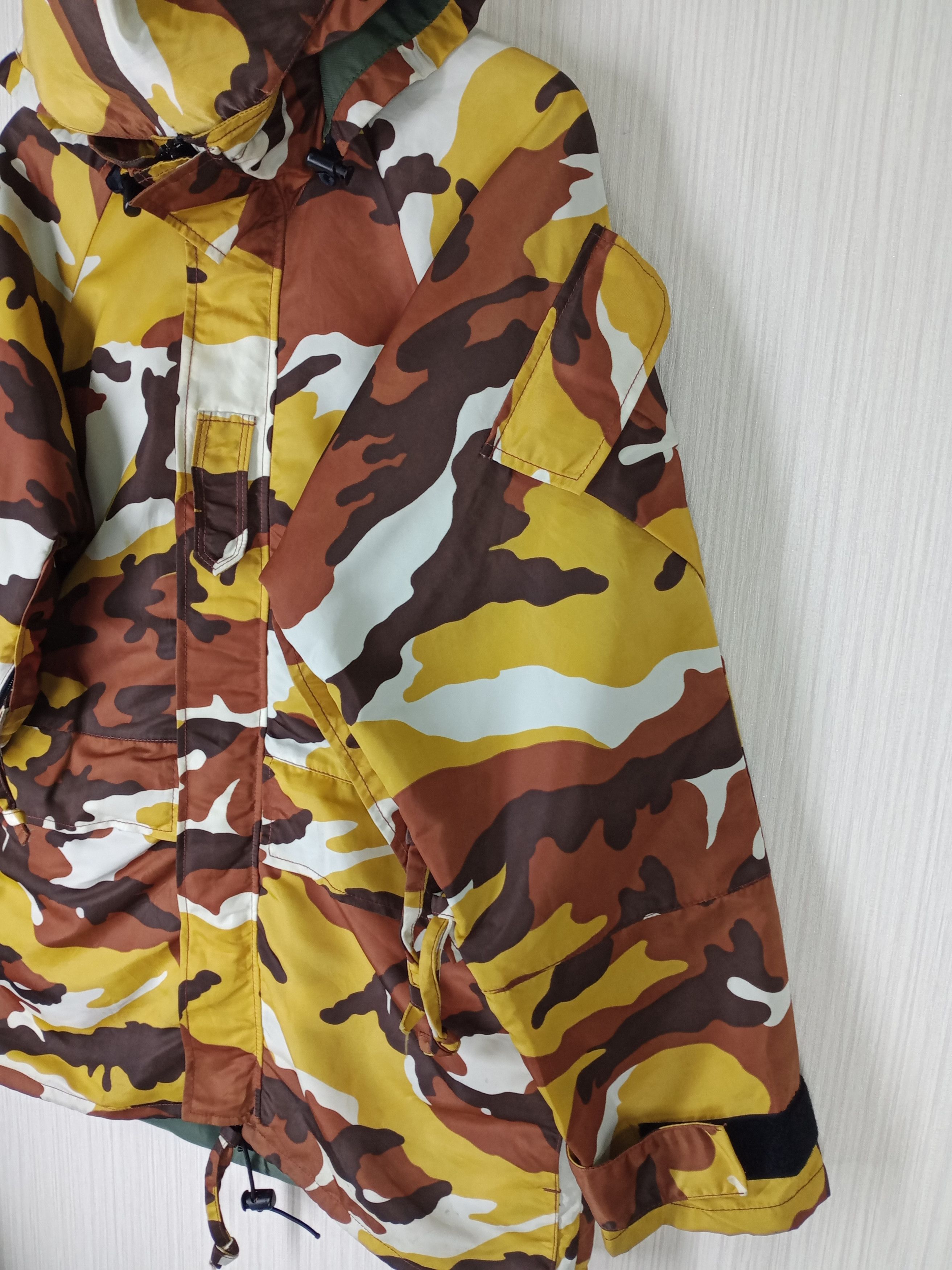 Japanese Brand Rare Japanese Brand Parka Cold Weather Camoflage Jacket Size US L / EU 52-54 / 3 - 13 Thumbnail