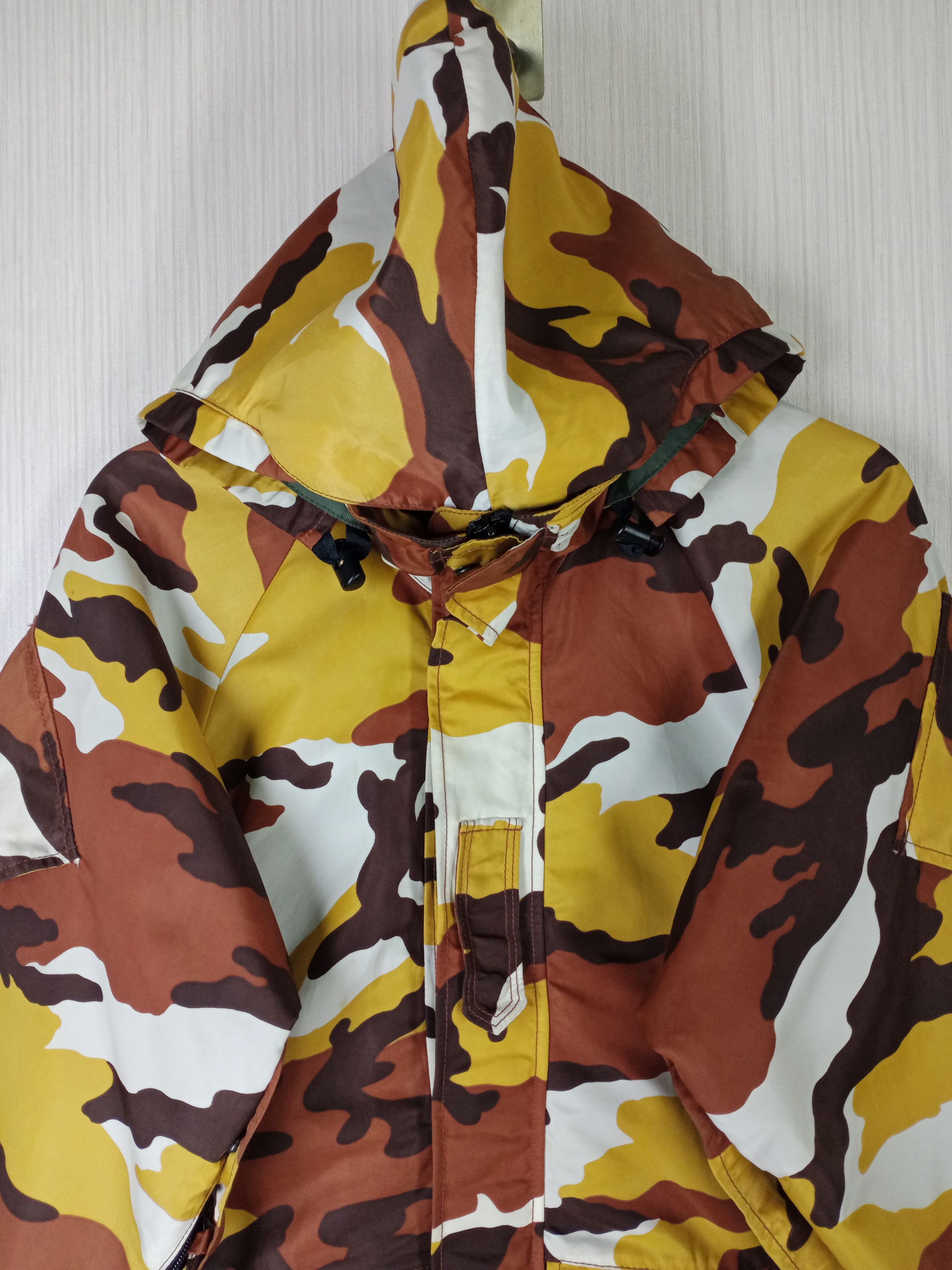Japanese Brand Rare Japanese Brand Parka Cold Weather Camoflage Jacket Size US L / EU 52-54 / 3 - 14 Thumbnail