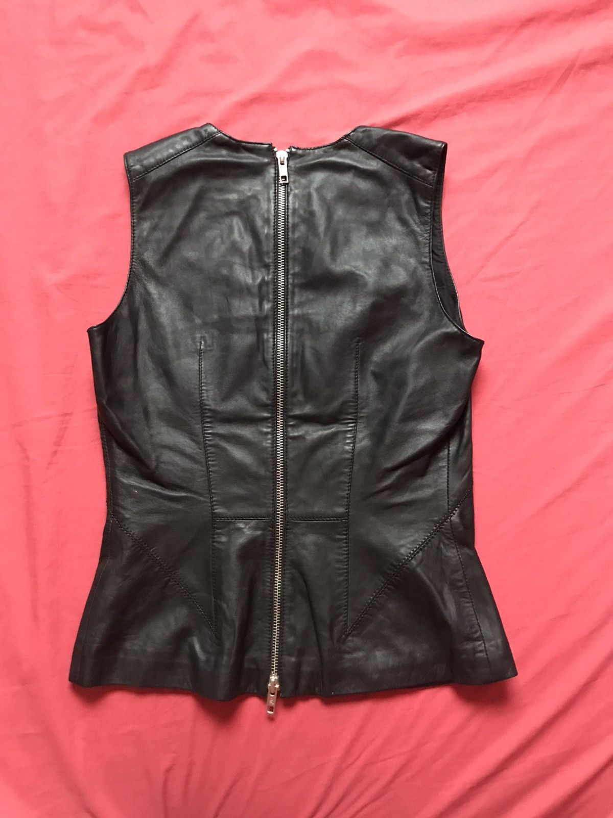 レザージャケット・コート alexander mcqueen 'Bow knot' biker vest (780912Q5ALT 1000) Alexander McQueen 'Bow Knot' Biker Vest | Grailed