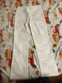 Louis Vuitton Imran potato pants. Fit size 30 or 31