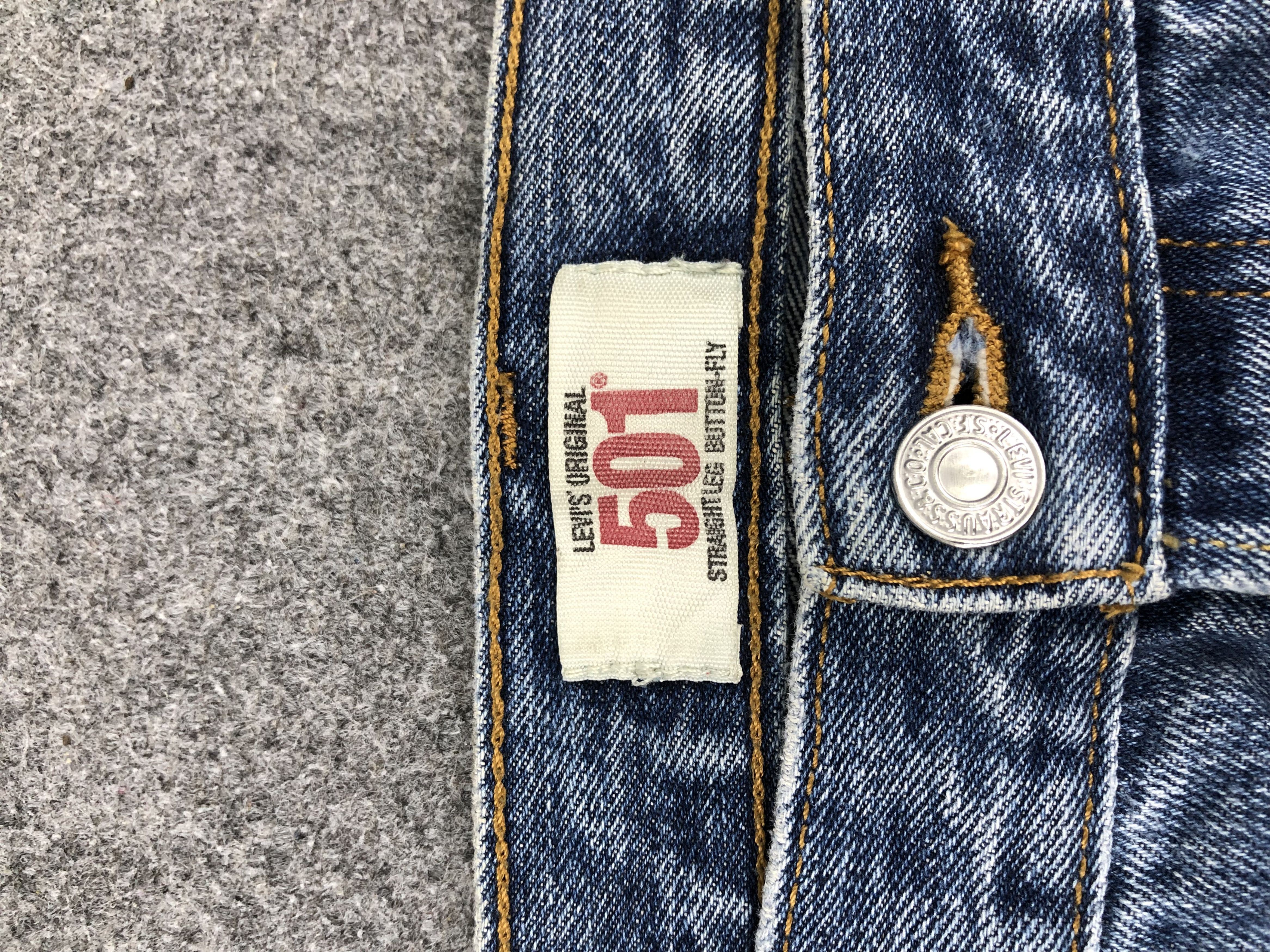 Levi's Vintage Levis 501 Light Blue Jeans DP1425 Size US 36 / EU 52 - 5 Thumbnail