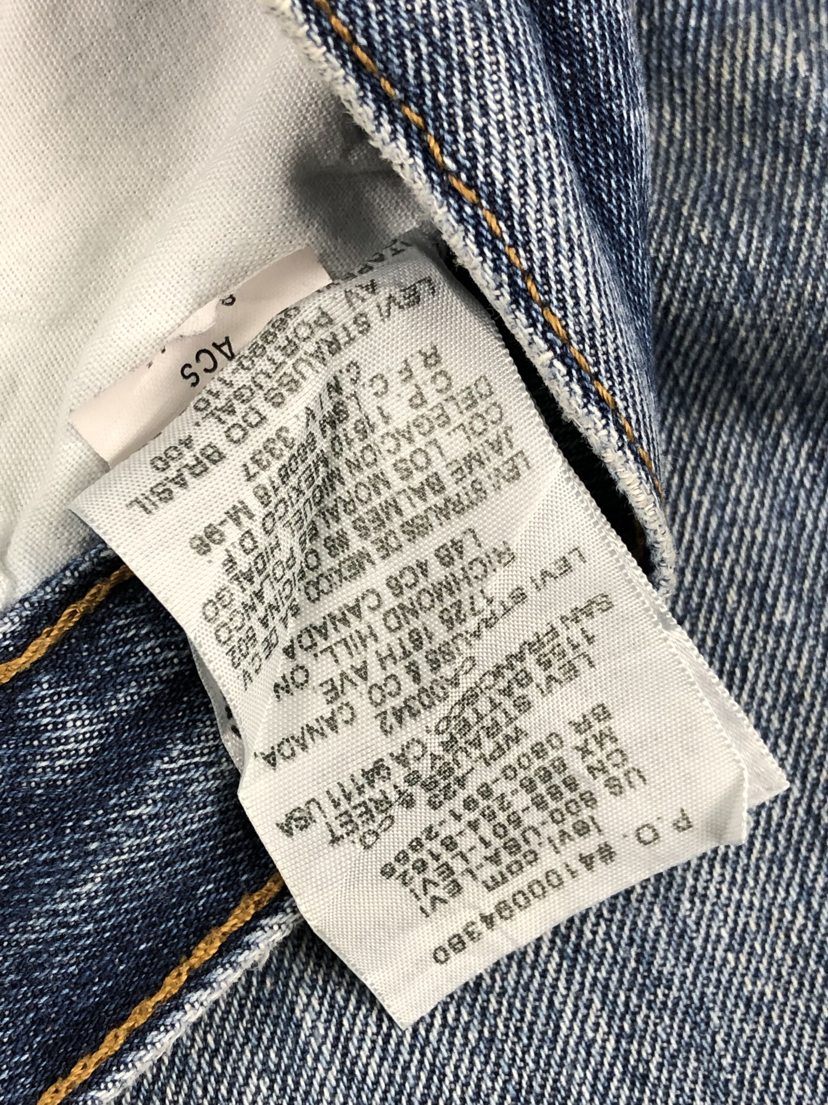 Levi's Vintage Levis 501 Light Blue Jeans DP1425 Size US 36 / EU 52 - 11 Thumbnail