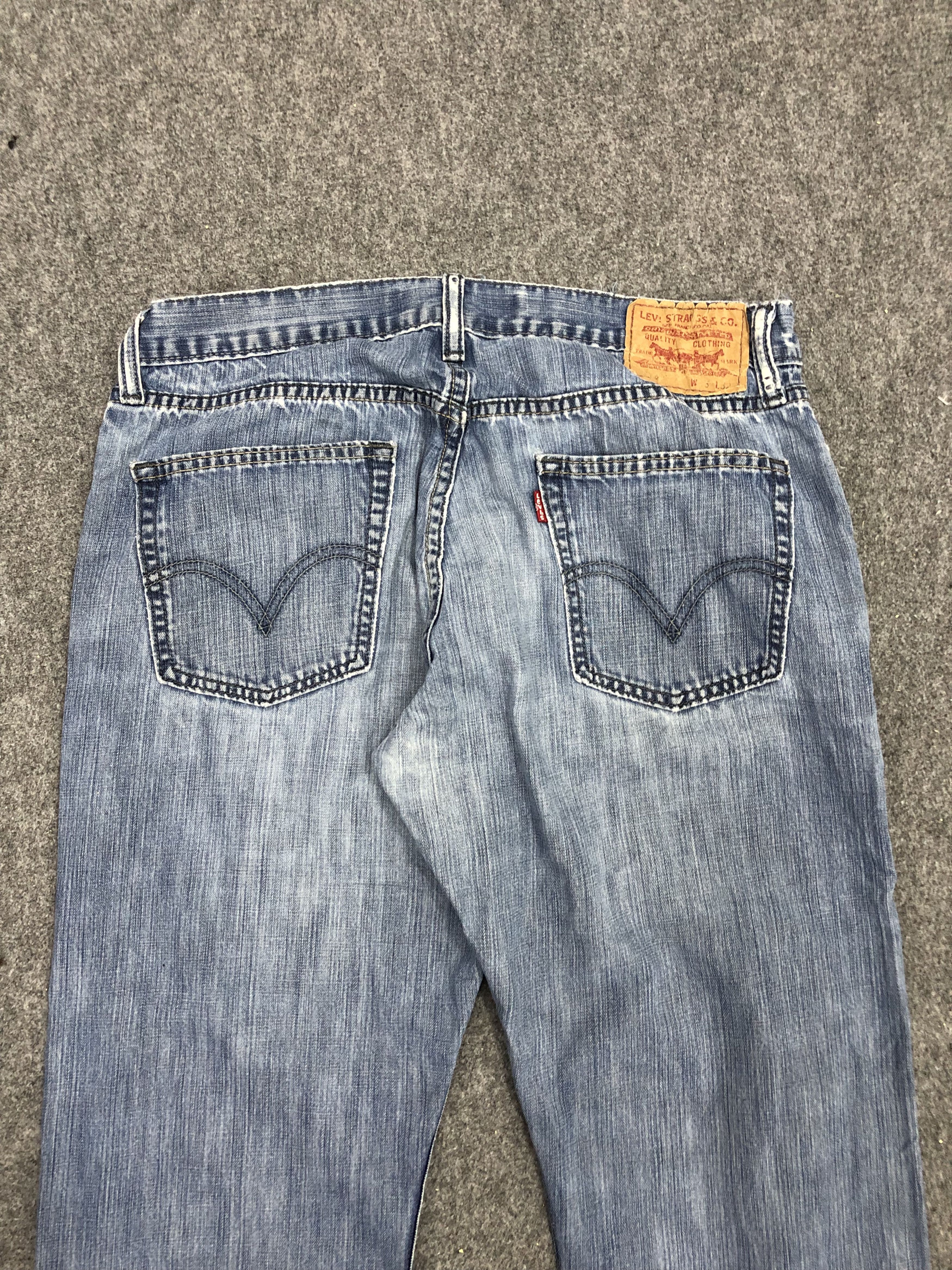 Levi's Vintage Levis 514 Light Wash Jeans DP1108 Size US 33 - 4 Thumbnail