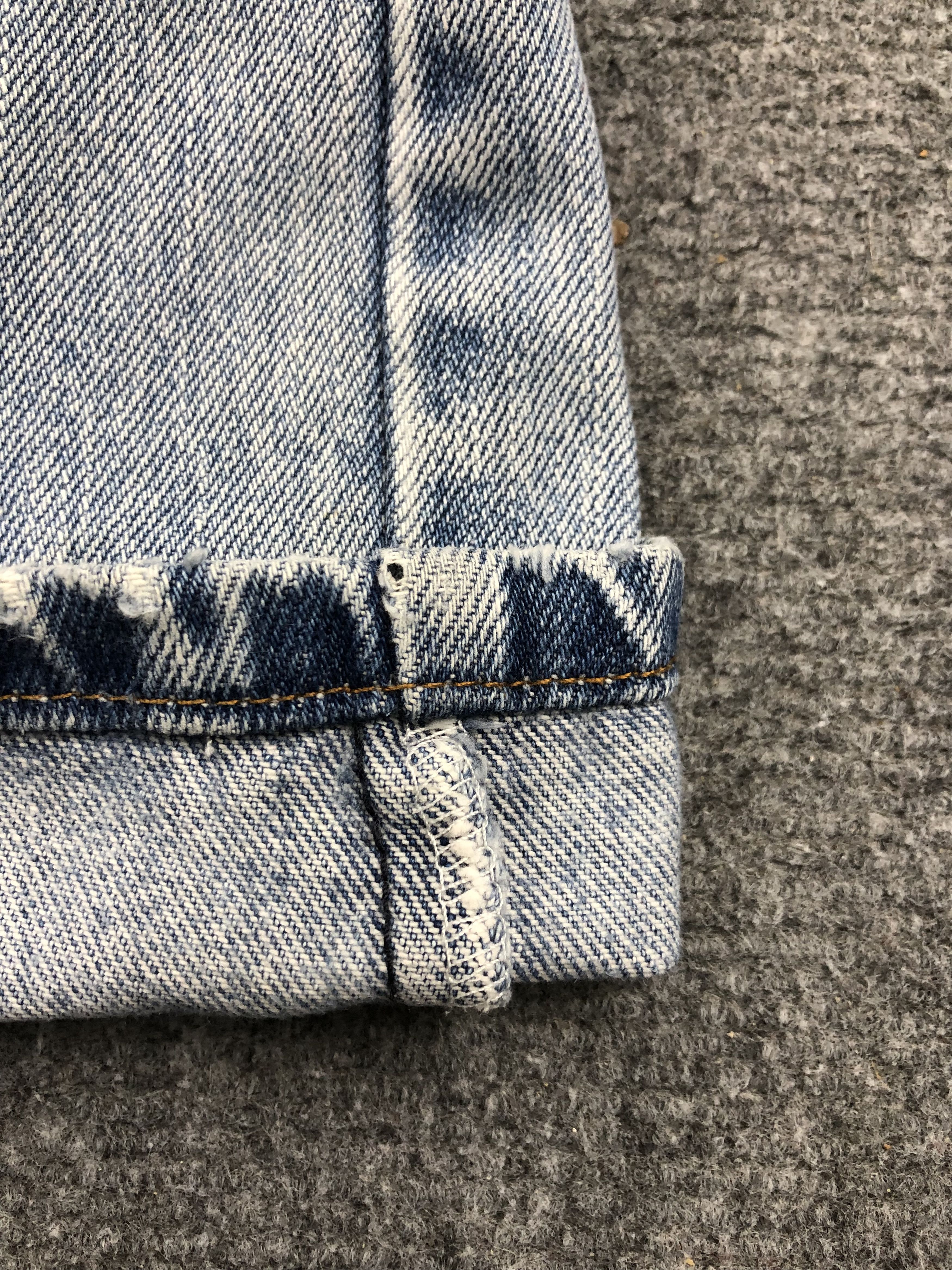 Levi's Vintage Levis 505 Light Wash Jeans DP1465 Size US 33 - 9 Thumbnail