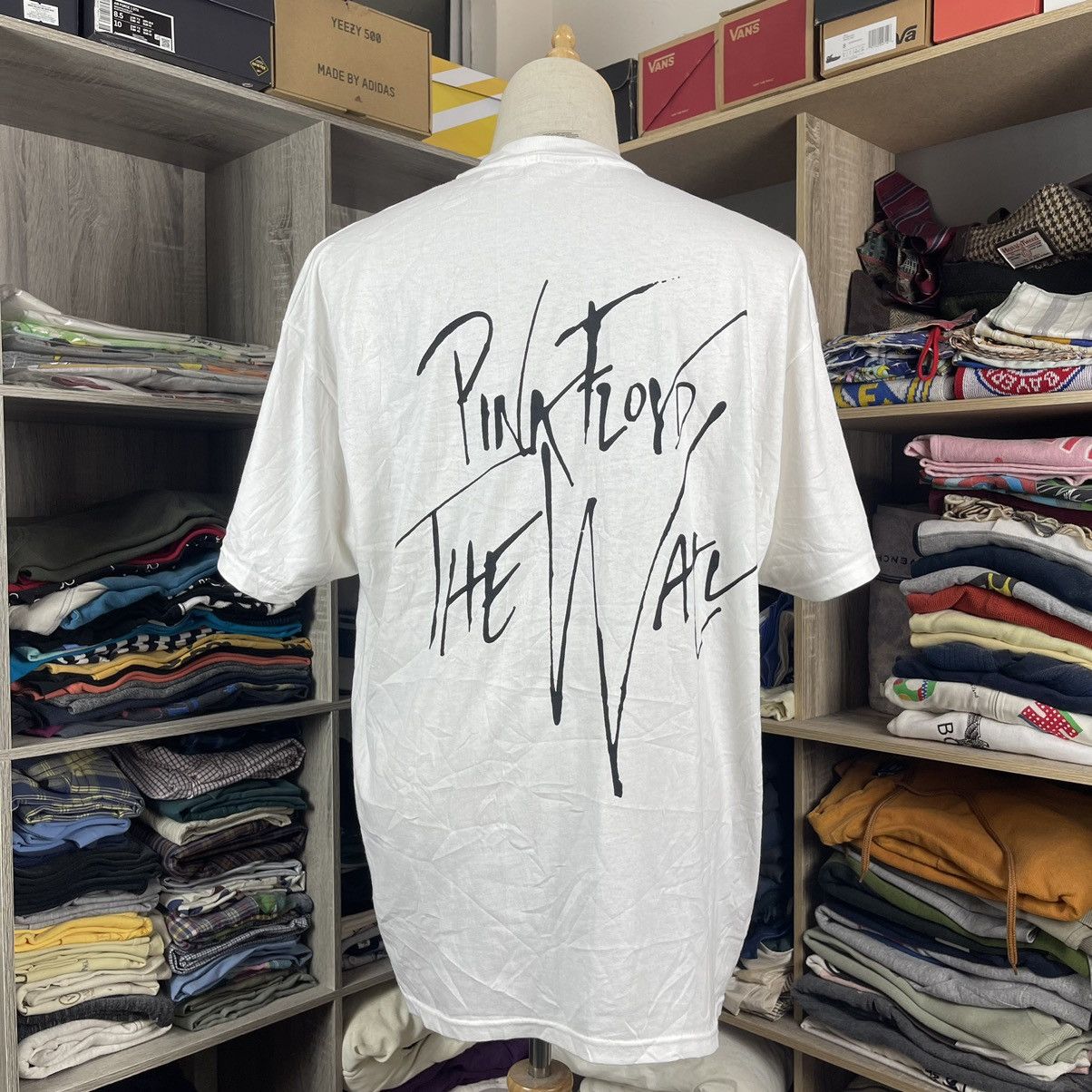 Band Tees × Pink Floyd × Vintage Vintage Pink Floyd The Wall Overprint 1999 Size US XL / EU 56 / 4 - 3 Thumbnail