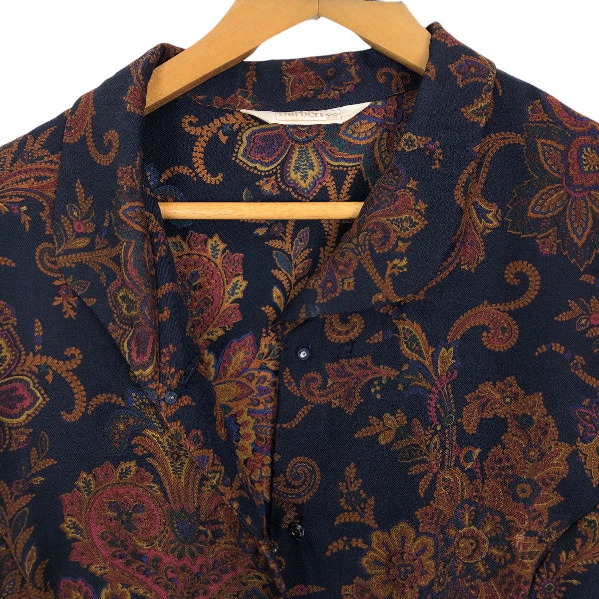 Burberry Vintage 90s Burberrys Paisley Batik Silk Blouse Shawl Collar Size L / US 10 / IT 46 - 6 Thumbnail