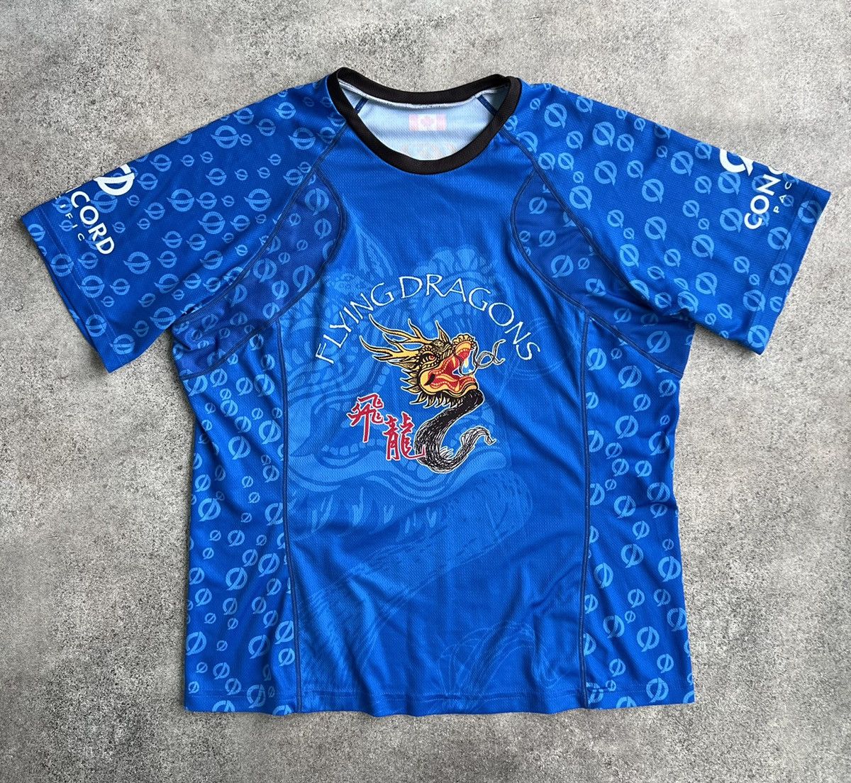 Japanese Brand Vintage dragon soccer tee Size US M / EU 48-50 / 2 - 1 Thumbnail