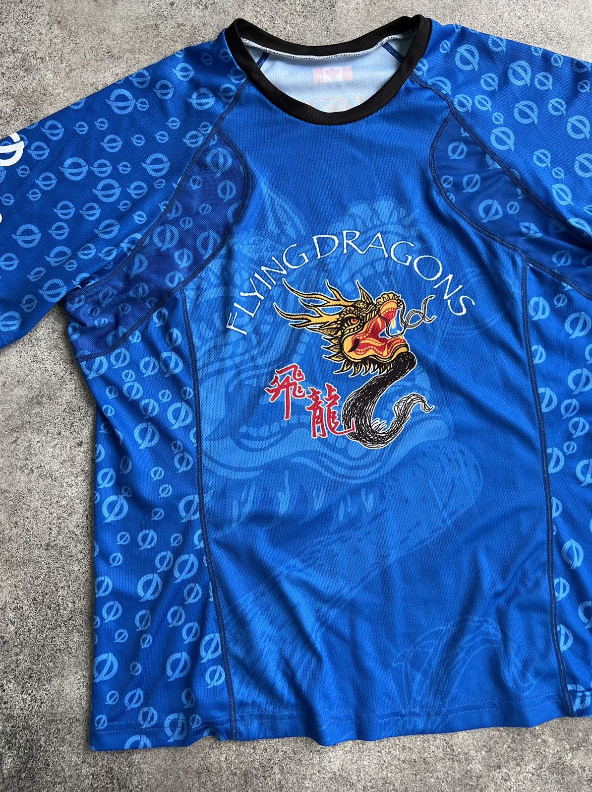 Japanese Brand Vintage dragon soccer tee Size US M / EU 48-50 / 2 - 3 Thumbnail