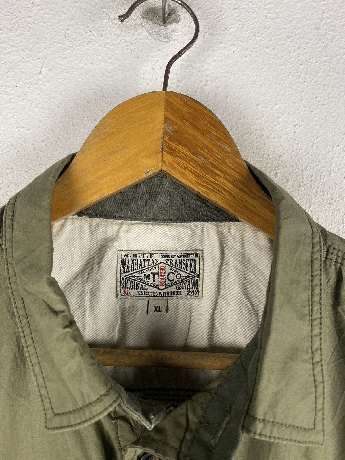 Manhattan Portage 🔥SALE🔥MANHATTAN TRASFERS MILITARY STYLE BUTTON UPS Size US L / EU 52-54 / 3 - 8 Thumbnail