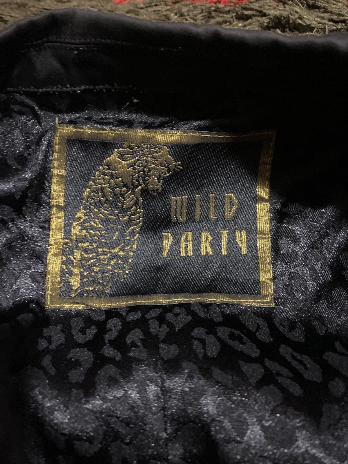 Japanese Brand 🔥SALE🔥WILD PARTY MADE IN JAPAN SKULL DESIGN Size S / US 4 / IT 40 - 8 Thumbnail