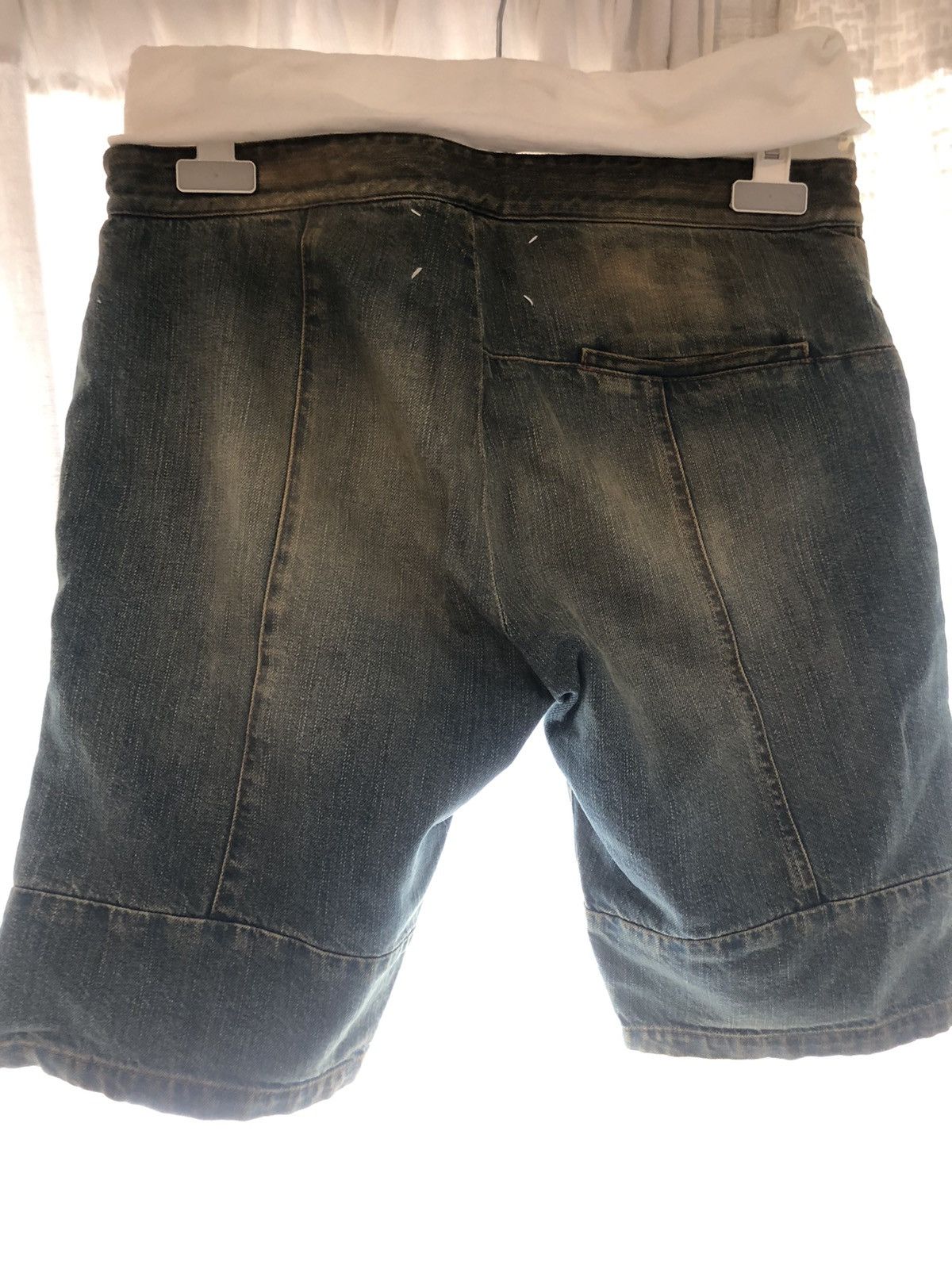 Maison Margiela Size 48 NEVER WORN MARGIELA DENIM SHORTS W/DISTRESSED FINISH Size US 32 / EU 48 - 3 Thumbnail