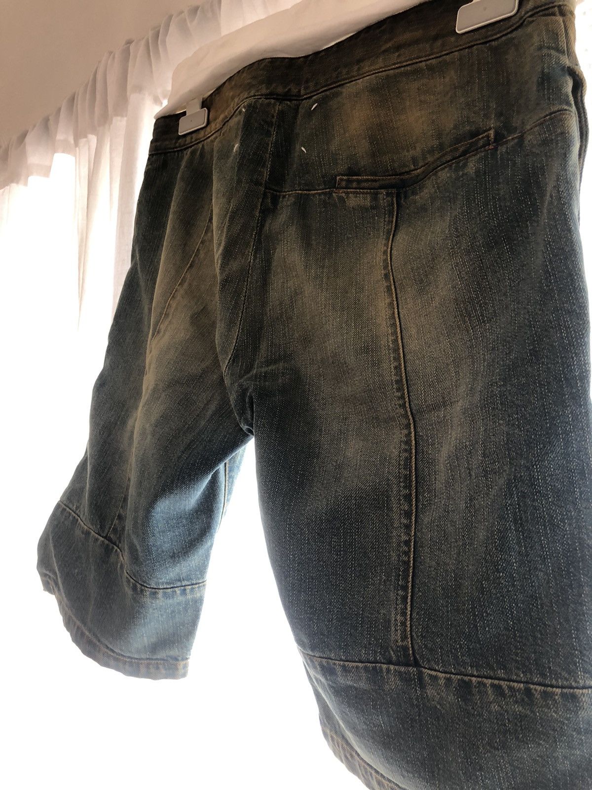 Maison Margiela Size 48 NEVER WORN MARGIELA DENIM SHORTS W/DISTRESSED FINISH Size US 32 / EU 48 - 6 Thumbnail