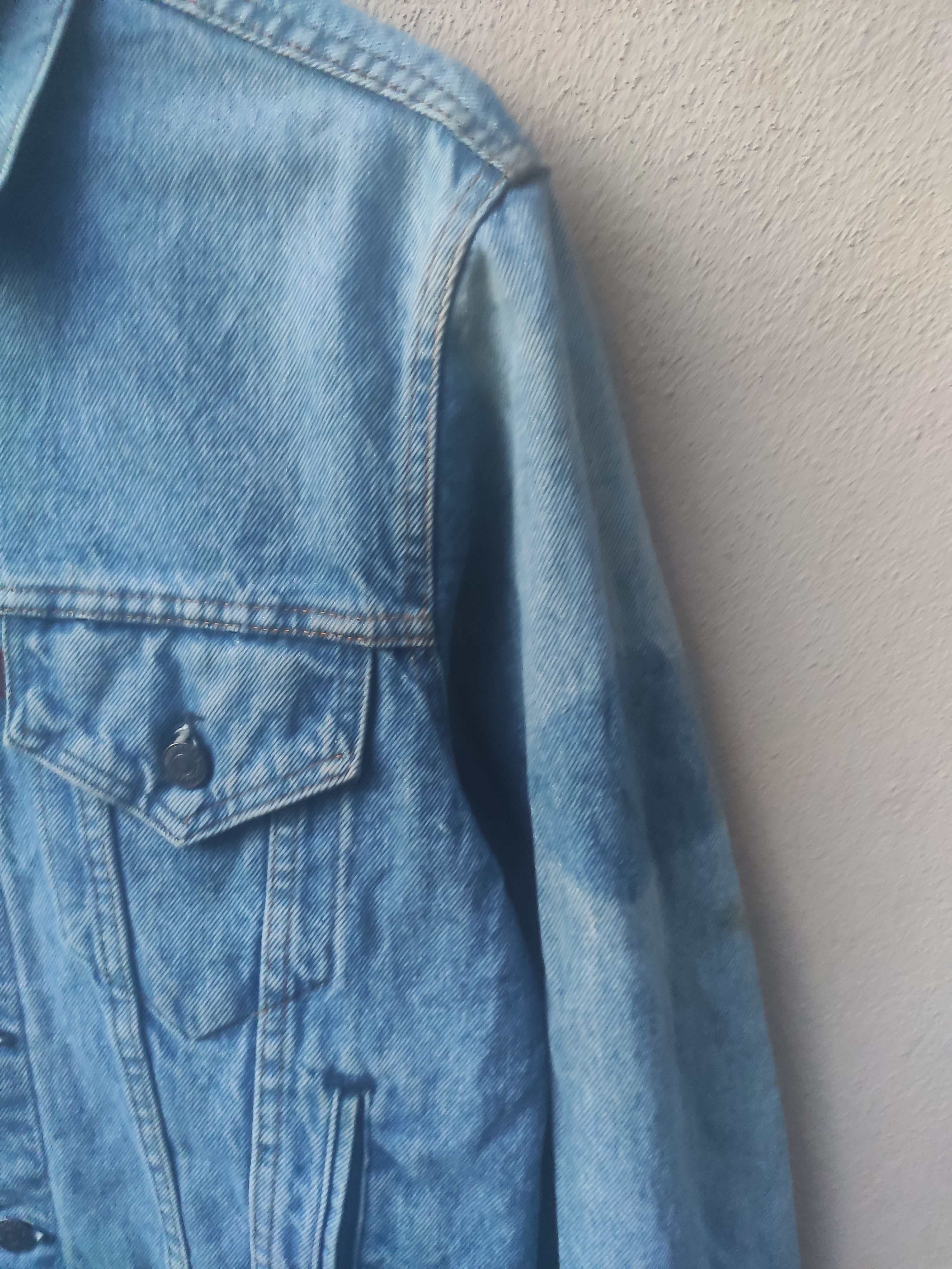 Levi's Vintage Clothing Vintage 90s Vintage Levis Denim Jacket Trucker Sun faded Size US M / EU 48-50 / 2 - 9 Thumbnail