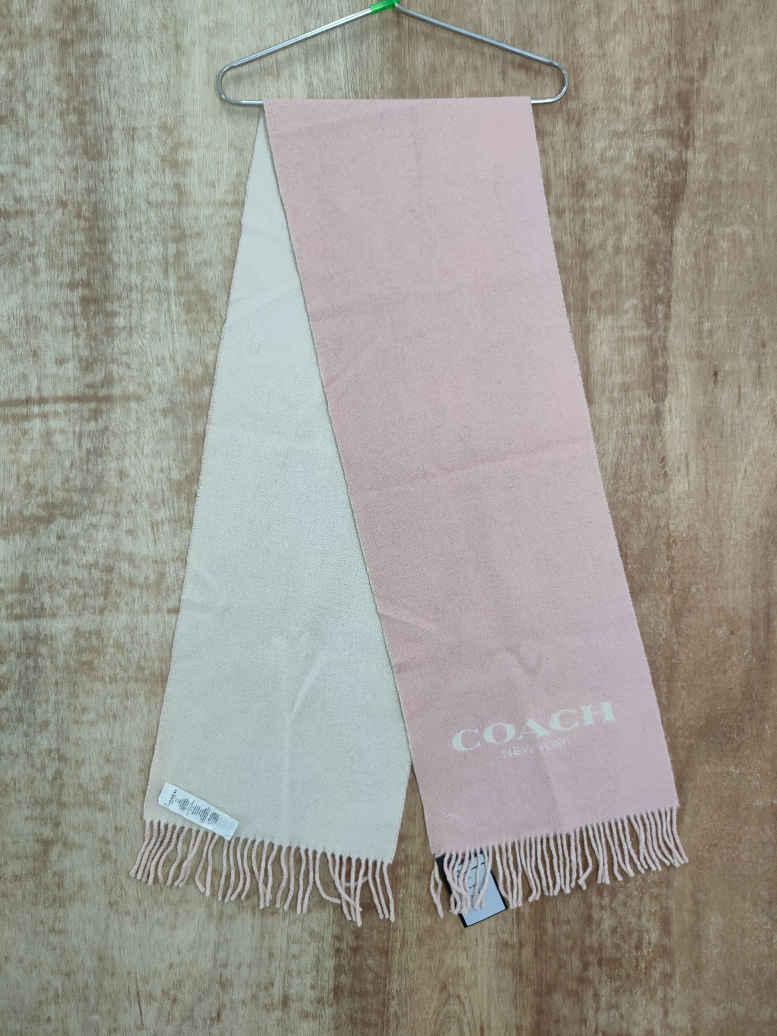 Coach coach pink muffler scarves wool #m04 Size ONE SIZE - 1 Thumbnail