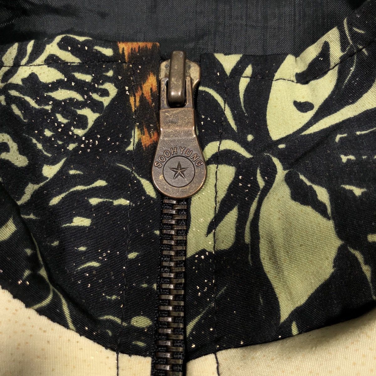 Vintage Vintage Pop Art Tiger Baroque All Overprint Jacket Size US L / EU 52-54 / 3 - 9 Thumbnail