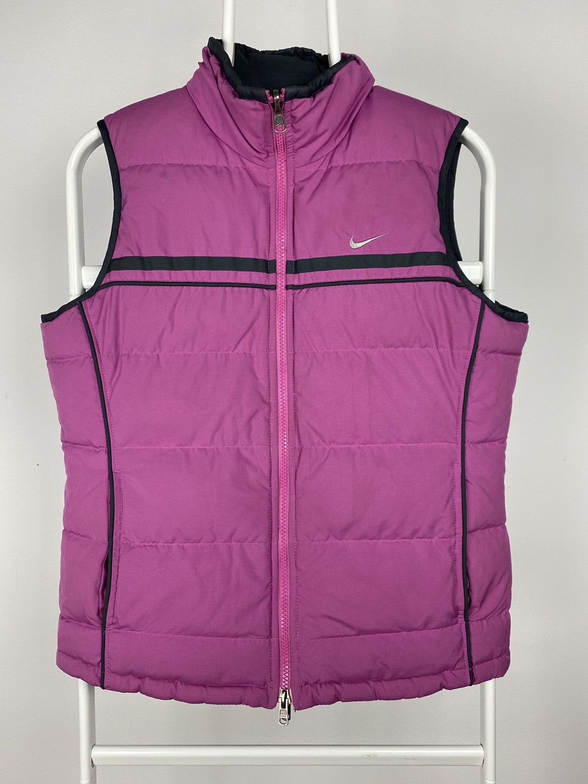 Nike × Vintage Nike vintage black pink reversible puffer vest small swoosh Size US M / EU 48-50 / 2 - 2 Thumbnail