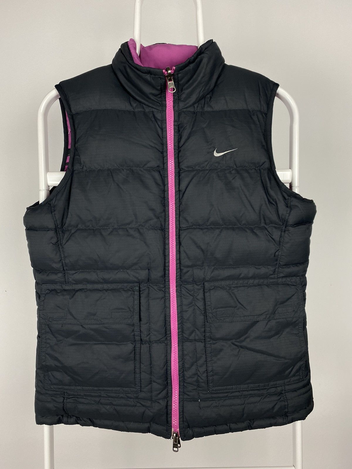 Nike × Vintage Nike vintage black pink reversible puffer vest small swoosh Size US M / EU 48-50 / 2 - 1 Thumbnail