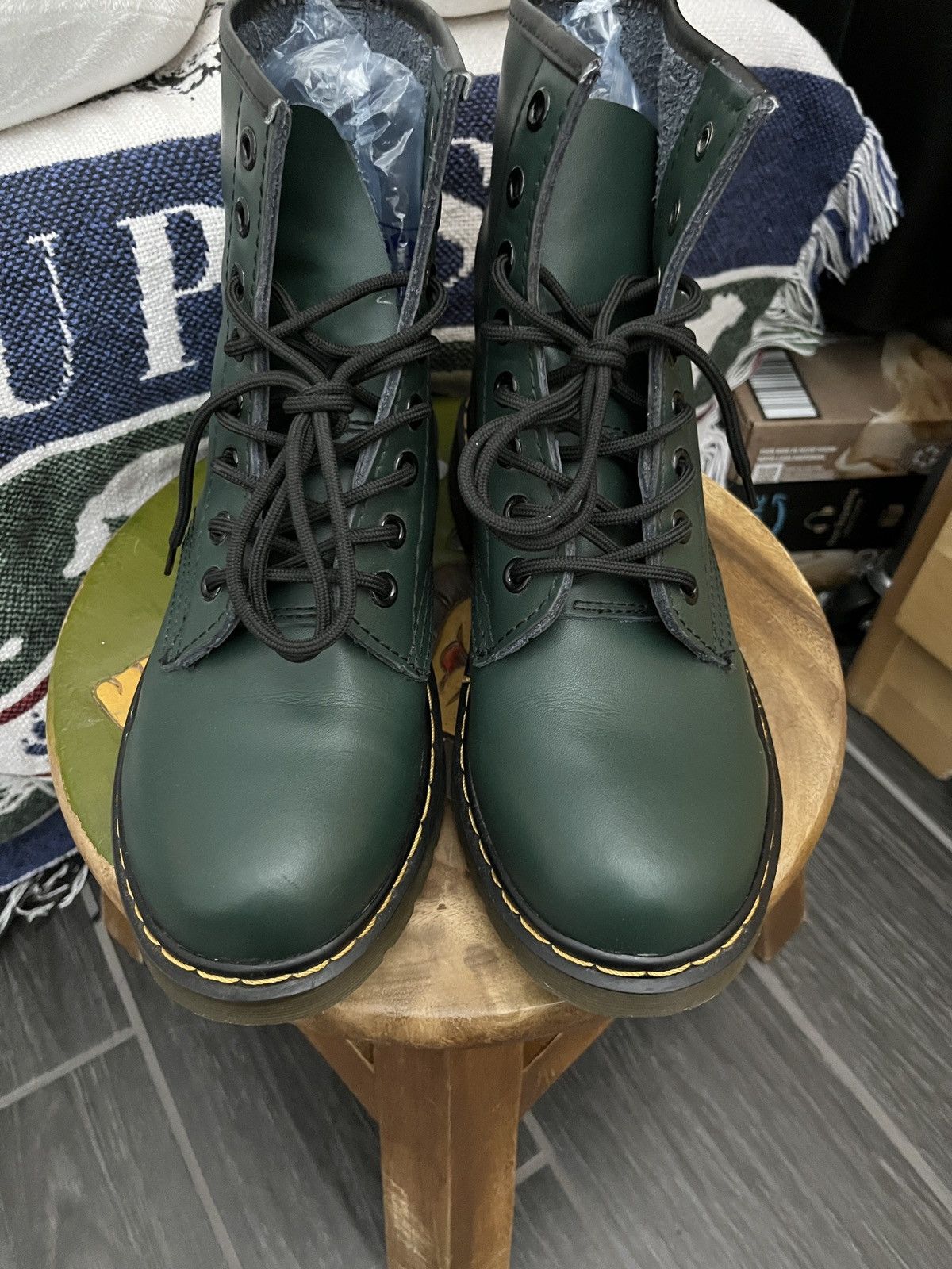 Dr. Martens Doc Marten 1460 Leather lace up boot forest green Size US 9 / IT 39 - 4 Thumbnail