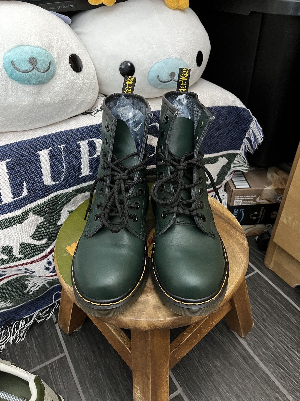 Dr. Martens Doc Marten 1460 Leather lace up boot forest green Size US 9 / IT 39 - 3 Thumbnail
