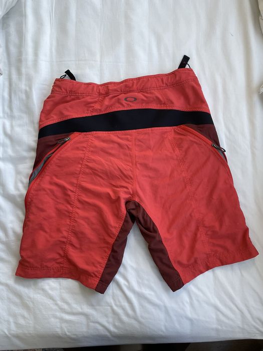 oakley mountain bike shorts