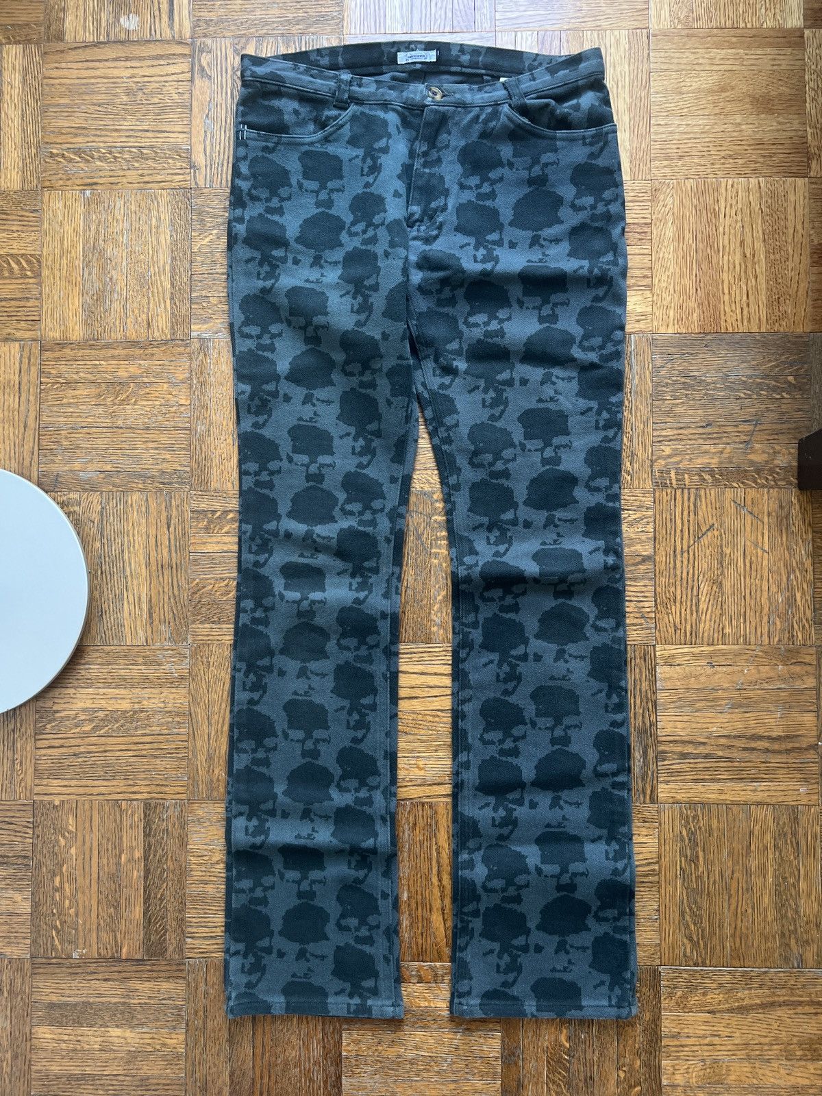 Undercover Undercover AW01 D.A.V.F. Skull Camo Skull Print Jeans Size US 26 / EU 42 - 1 Thumbnail
