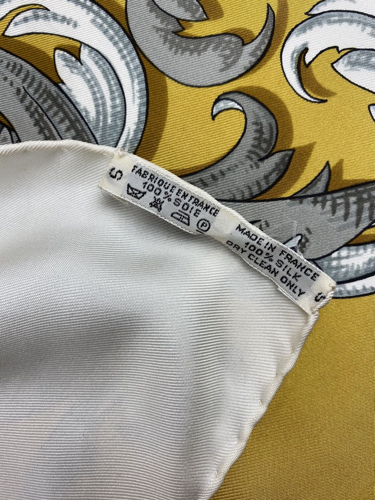 Hermes × Vintage Vintage Rare Hermes Silk Scarf Size ONE SIZE - 16 Thumbnail