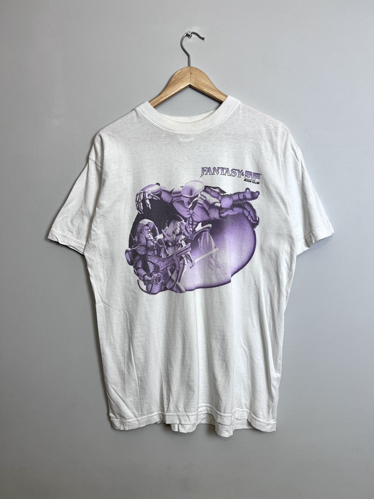 Fashion Victim Vintage 👽 90s Sci - Fi Fantasy Book Club Art Band T-shirt Size US L / EU 52-54 / 3 - 1 Thumbnail