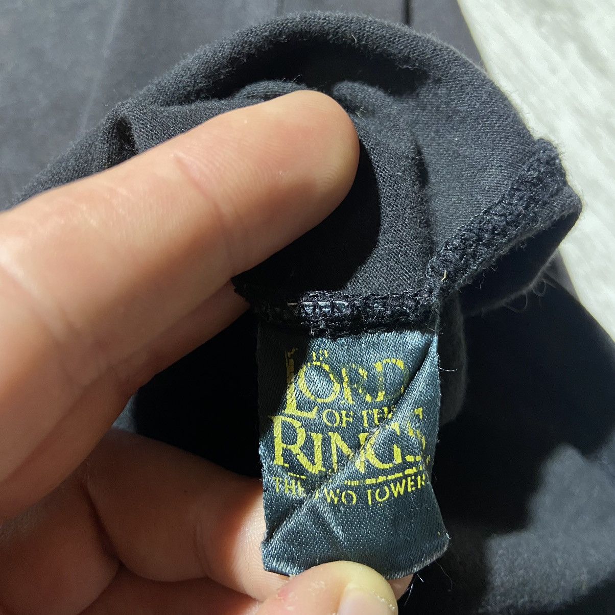 Sci-Fi Fantasy × Vintage Vintage Lord Of The Rings Two Towers T-Shirt Size US XL / EU 56 / 4 - 6 Thumbnail