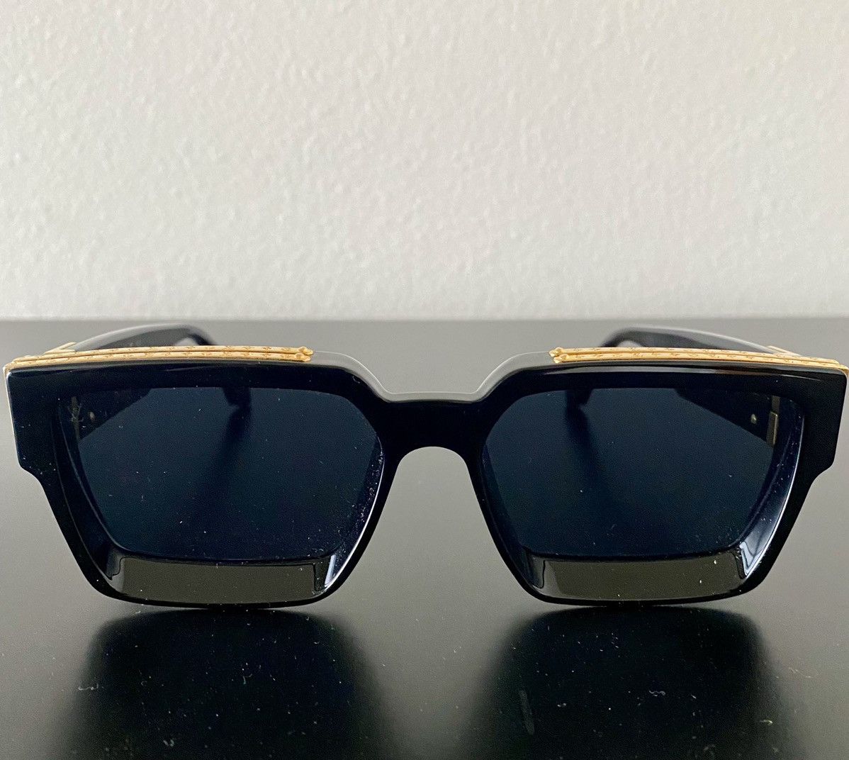 Louis Vuitton Louis Vuitton 1.1 Millionaires Sunglasses Z1165E Black