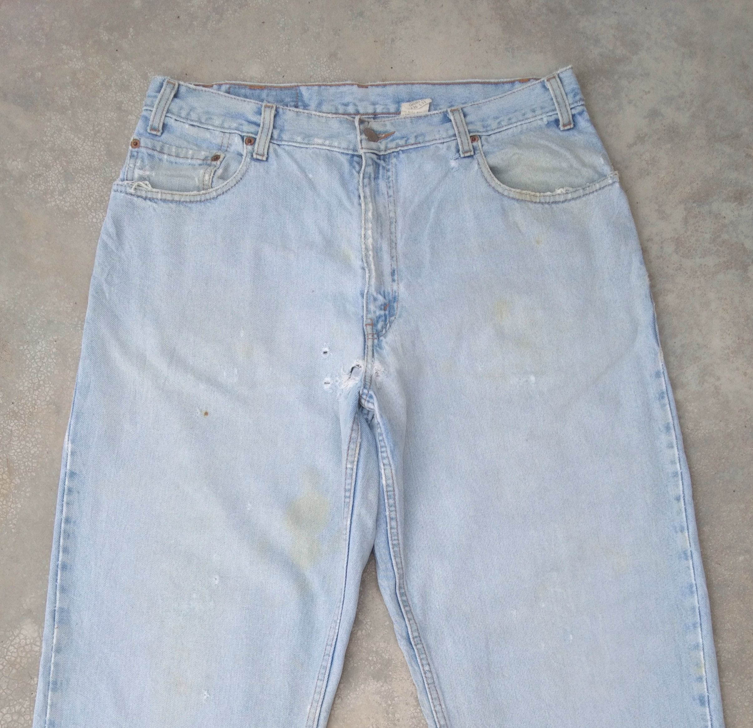Jean × Levi's × Vintage Vintage Levis 560 Loose Distressed Jeans 36x32 Size US 36 / EU 52 - 9 Thumbnail