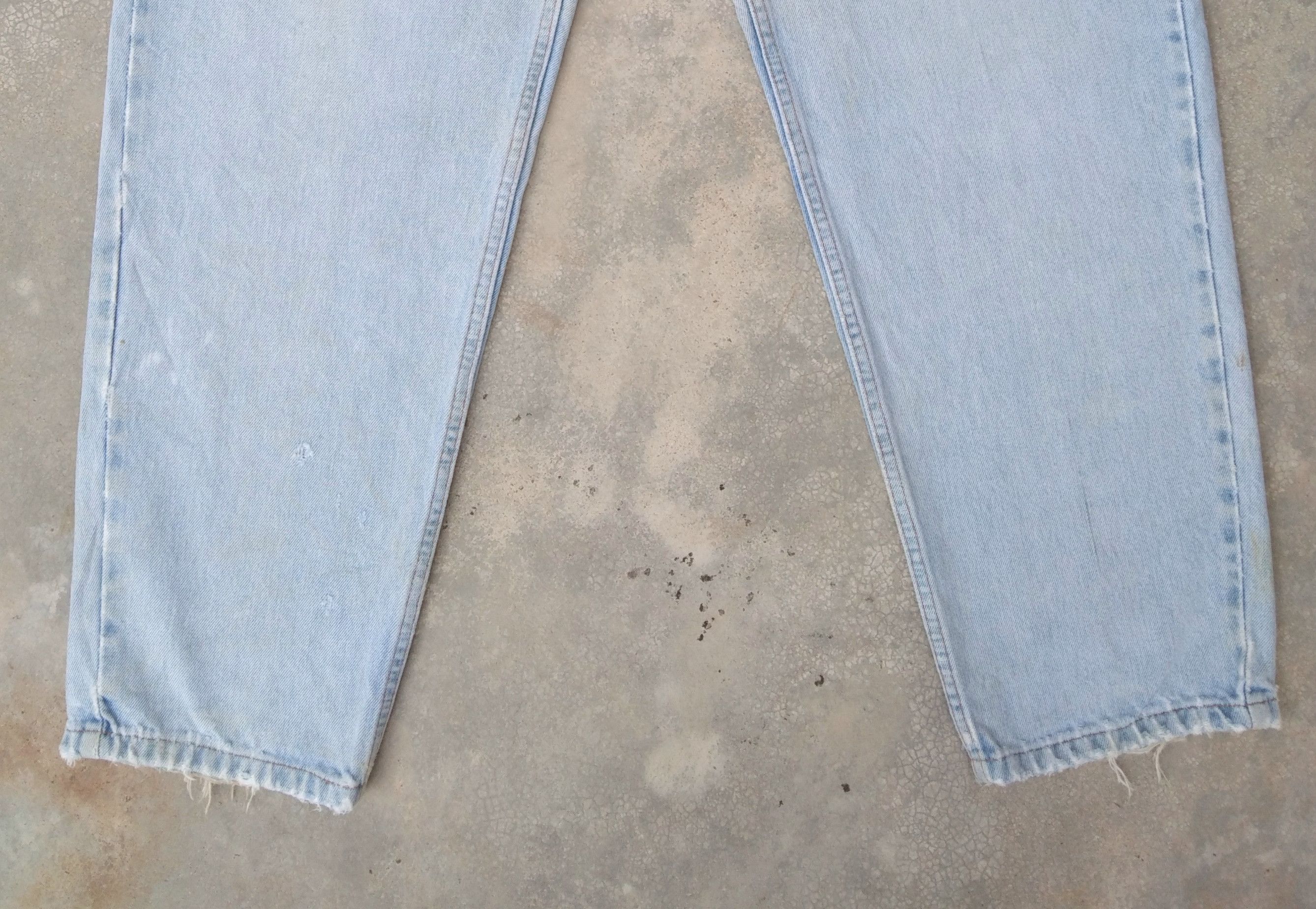 Jean × Levi's × Vintage Vintage Levis 560 Loose Distressed Jeans 36x32 Size US 36 / EU 52 - 10 Thumbnail