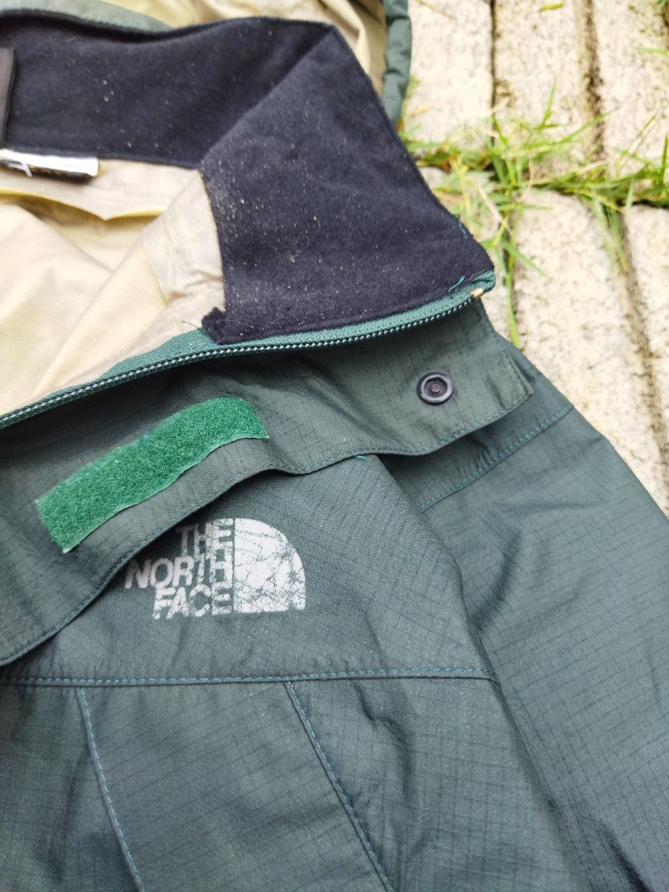 The North Face Goretex Jacket - Size S