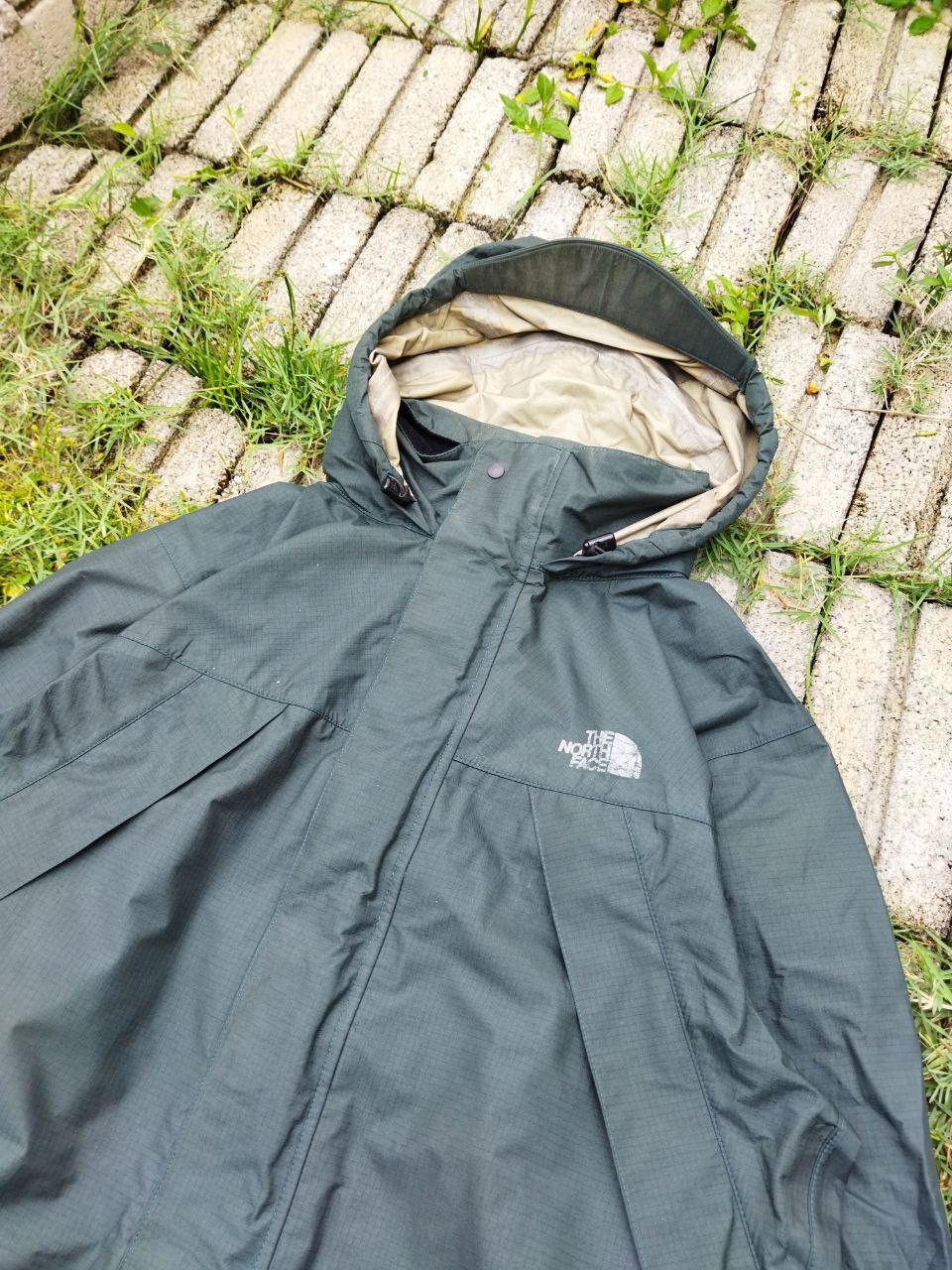 The North Face Goretex Jacket - Size S