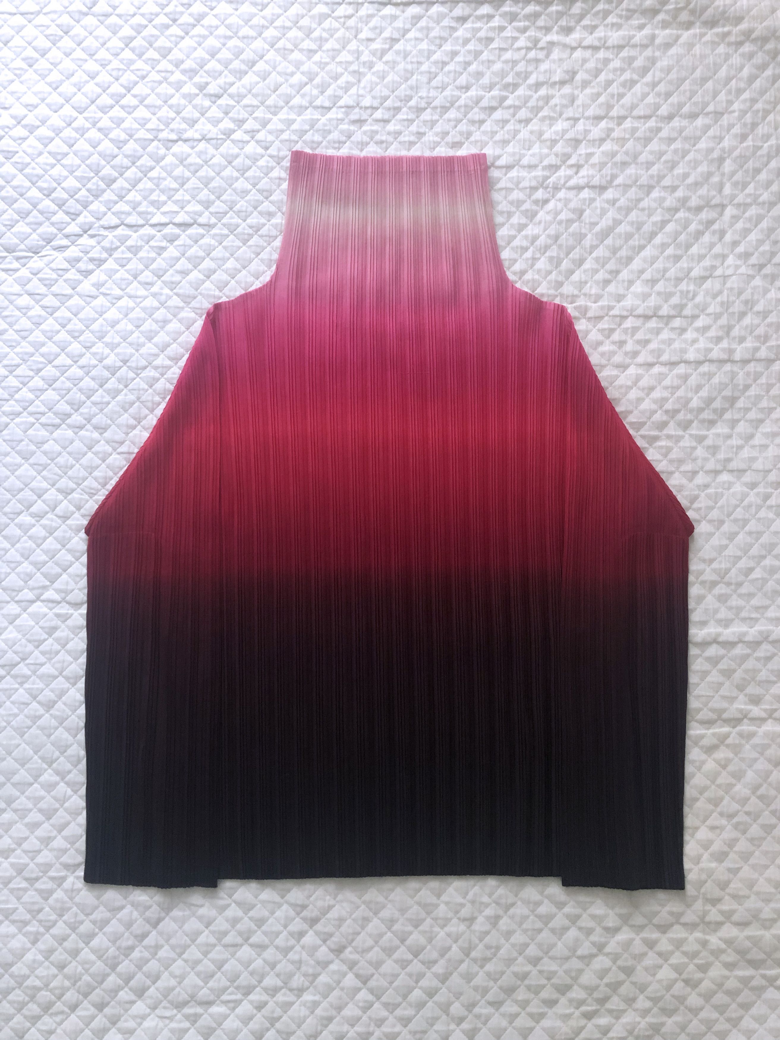 Issey Miyake Pleats Please gradient long sleeve Size S / US 4 / IT 40 - 1 Thumbnail
