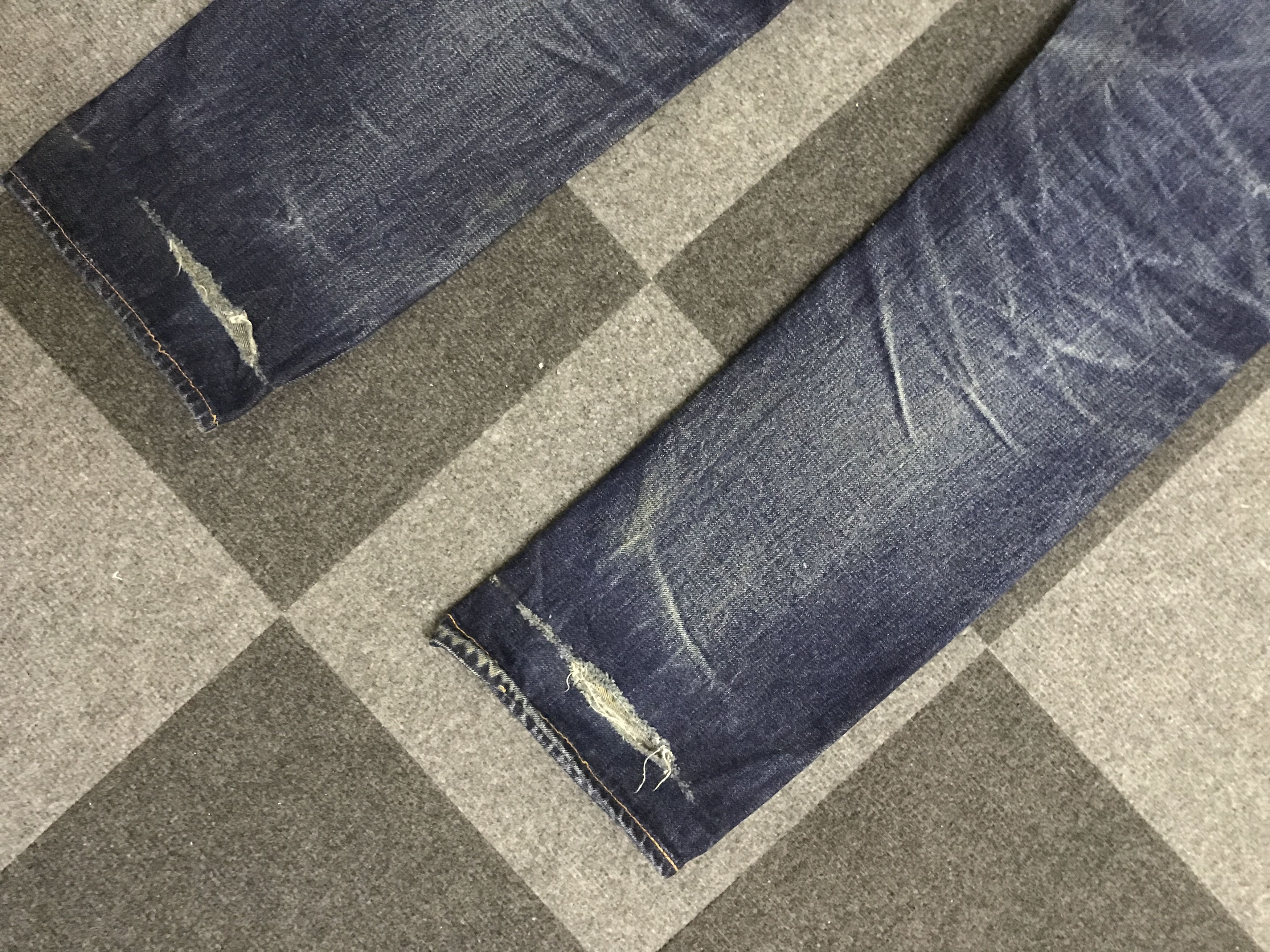 Denime D138 DENIME Japan Sturdy Selvedge Distressed Jeans Size US 31 - 14 Thumbnail