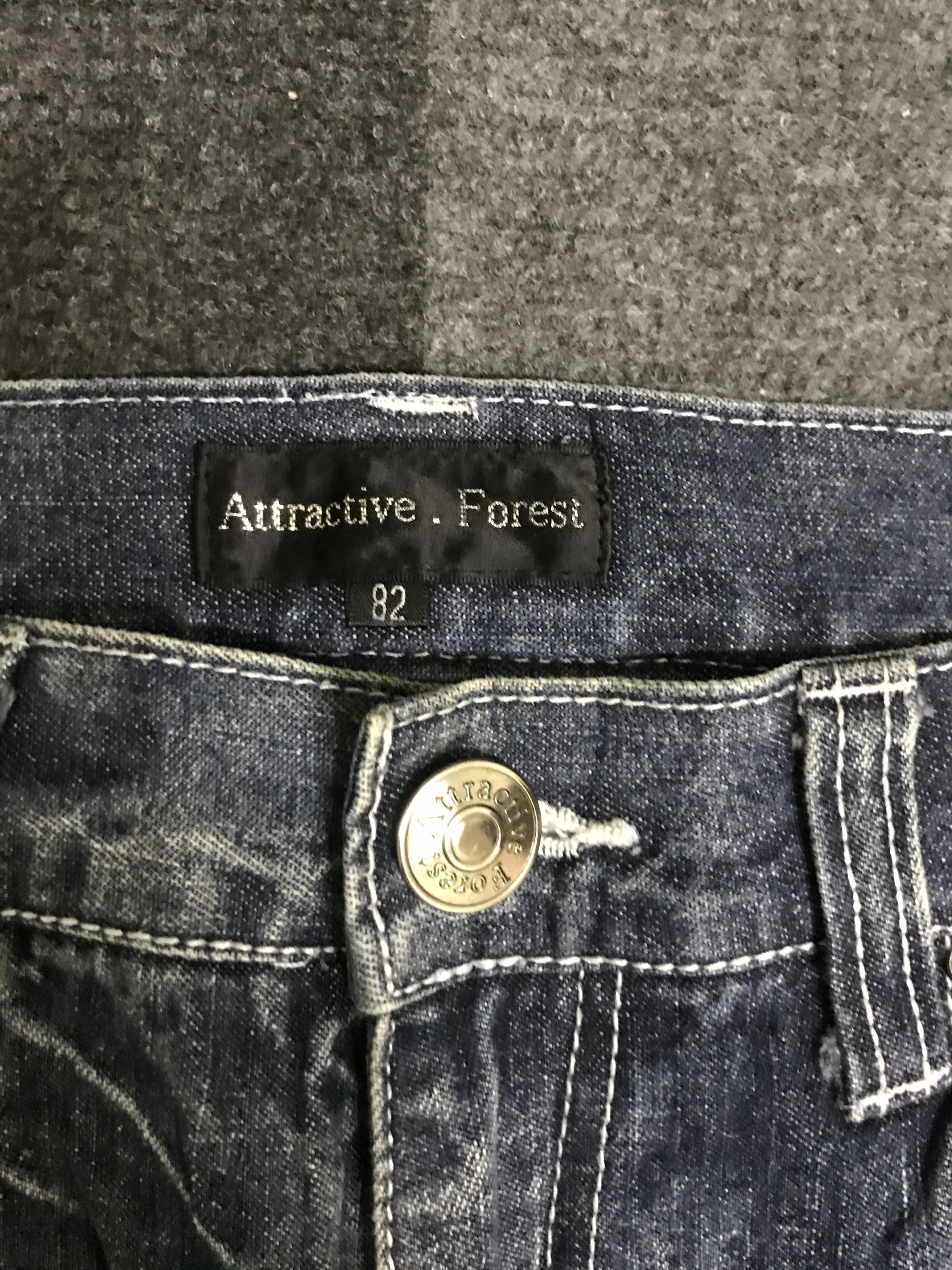 Japanese Brand D140 Forest Attraction Slashes Fades Light Jeans Size US 31 - 8 Thumbnail