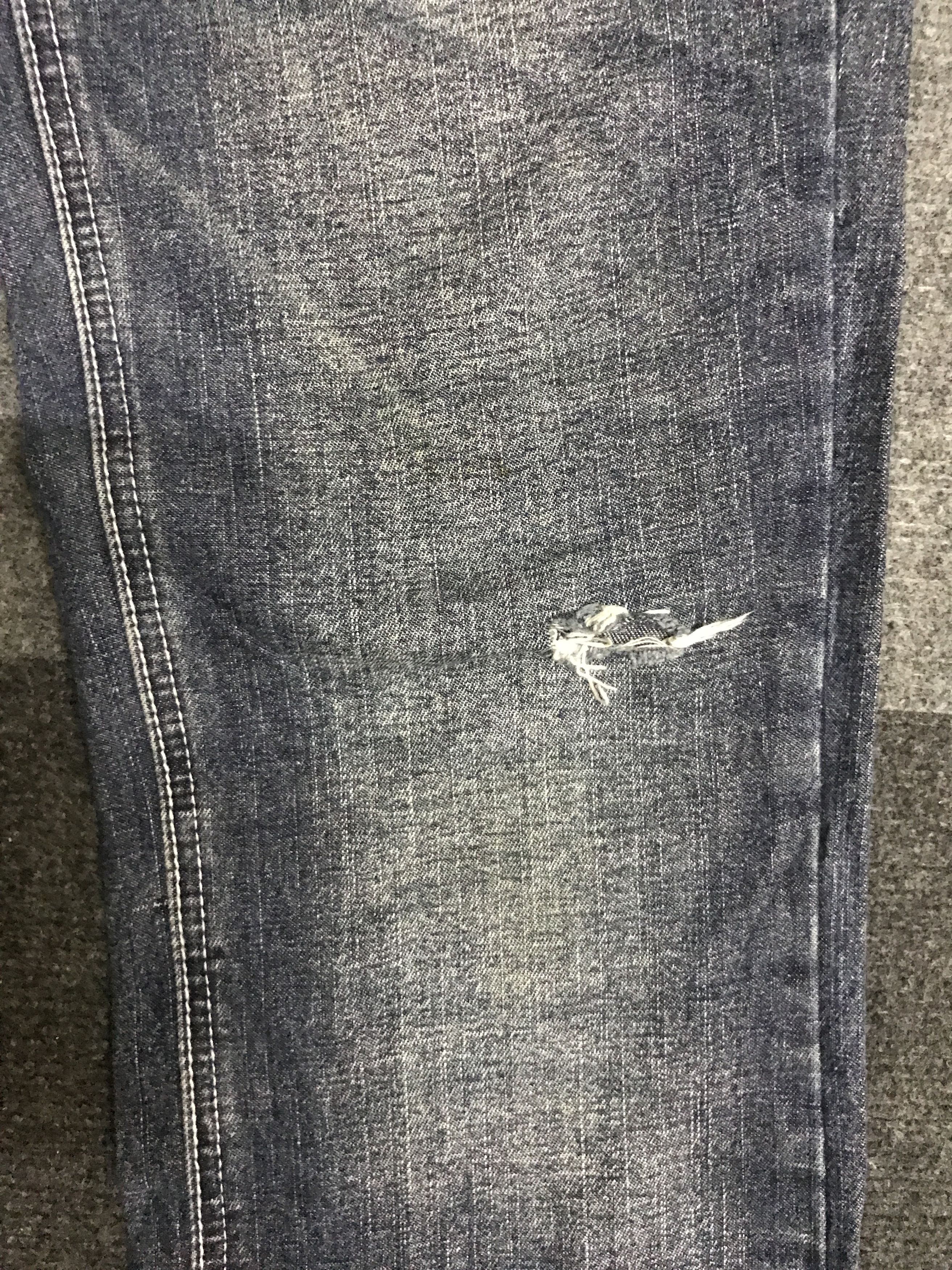 Japanese Brand D140 Forest Attraction Slashes Fades Light Jeans Size US 31 - 7 Thumbnail