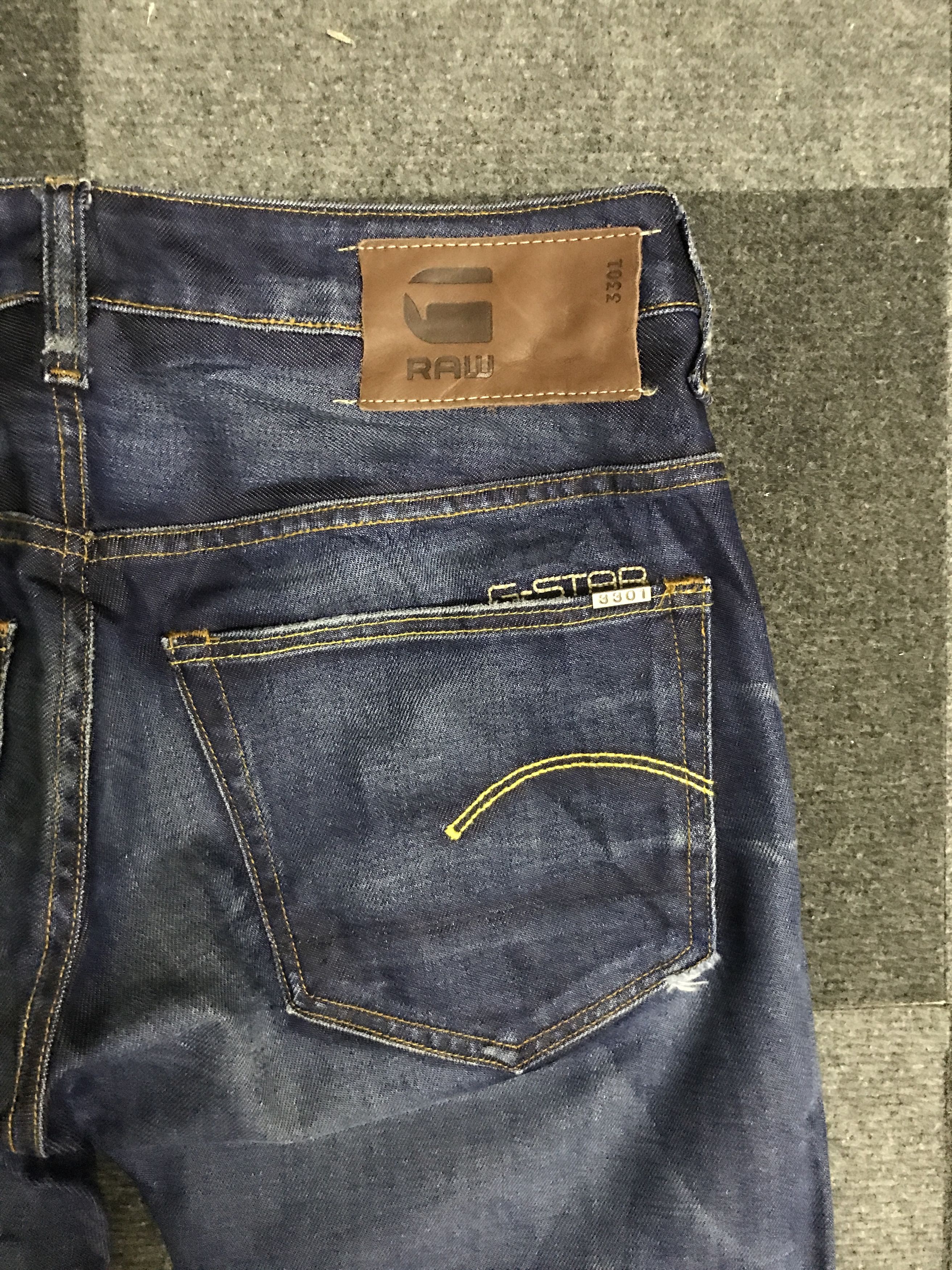 G-Star × Japanese Brand D143 GSTAR Skinny Distressed Jeans Size US 33 - 16 Thumbnail