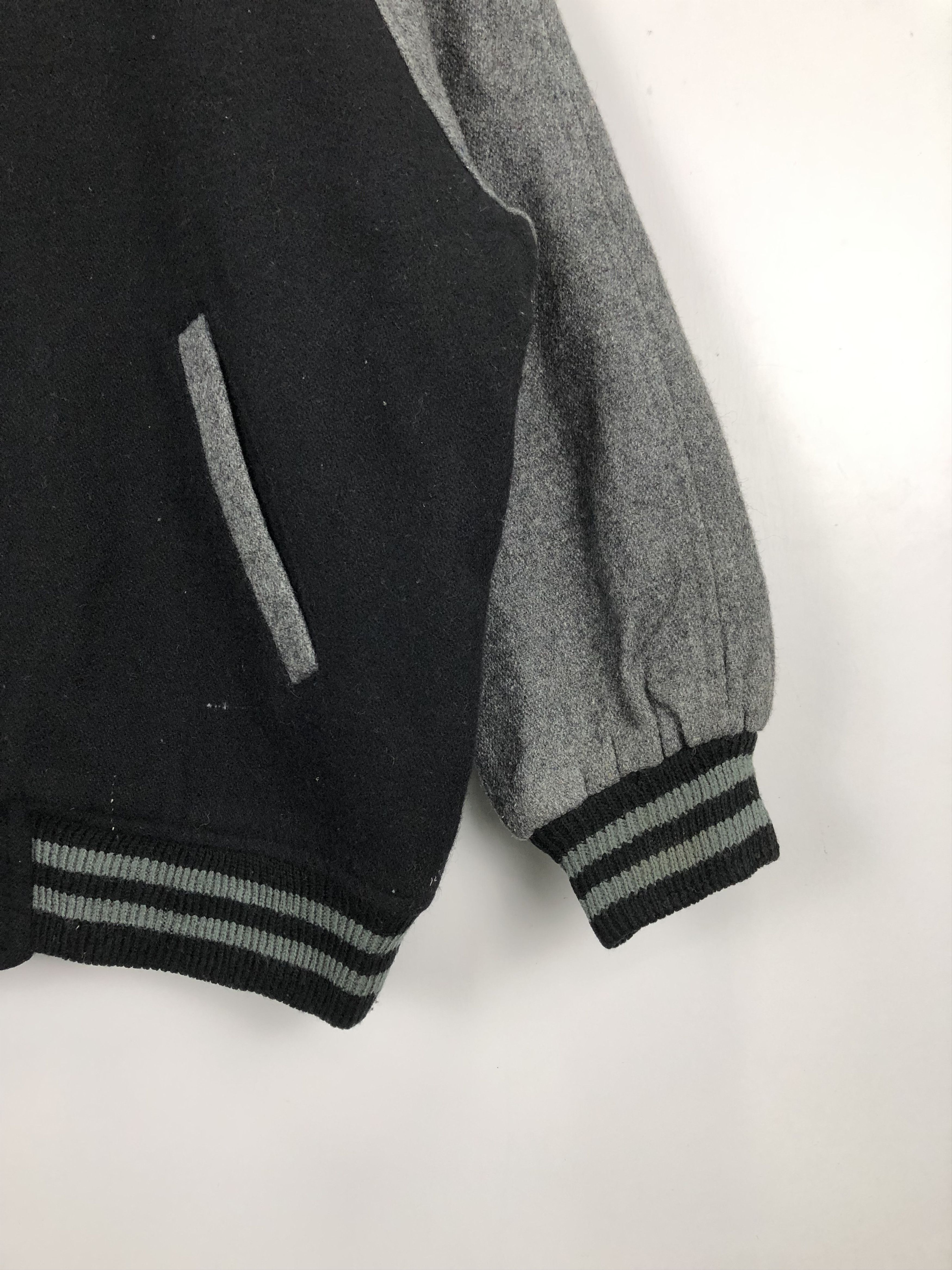 Japanese Brand Vintage Japanese Brand Wool Varsity Jacket V0300 Size US M / EU 48-50 / 2 - 5 Thumbnail
