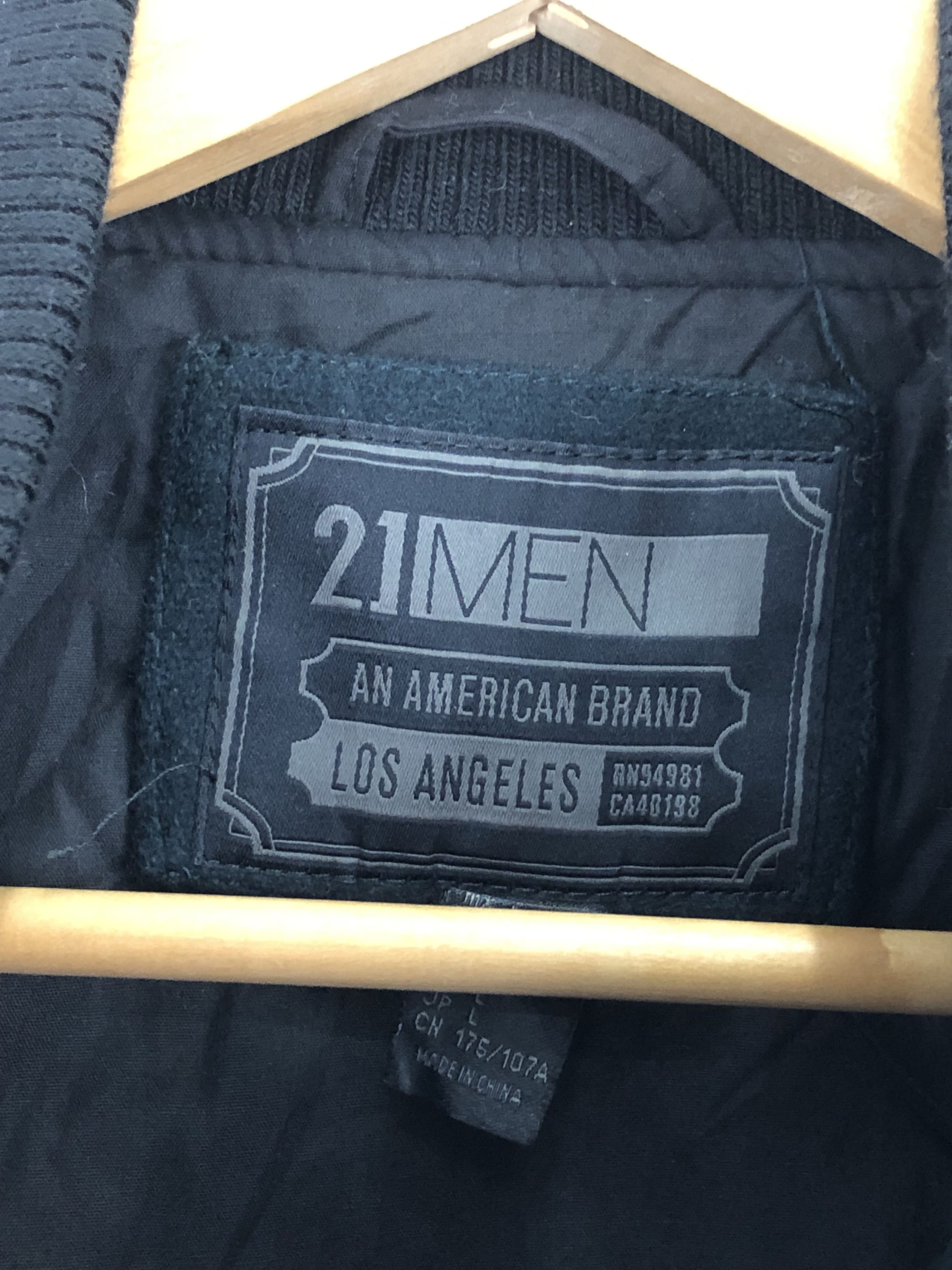 21 Men Vintage 21 Men Wool Varsity Jacket V0293 Size US L / EU 52-54 / 3 - 5 Thumbnail