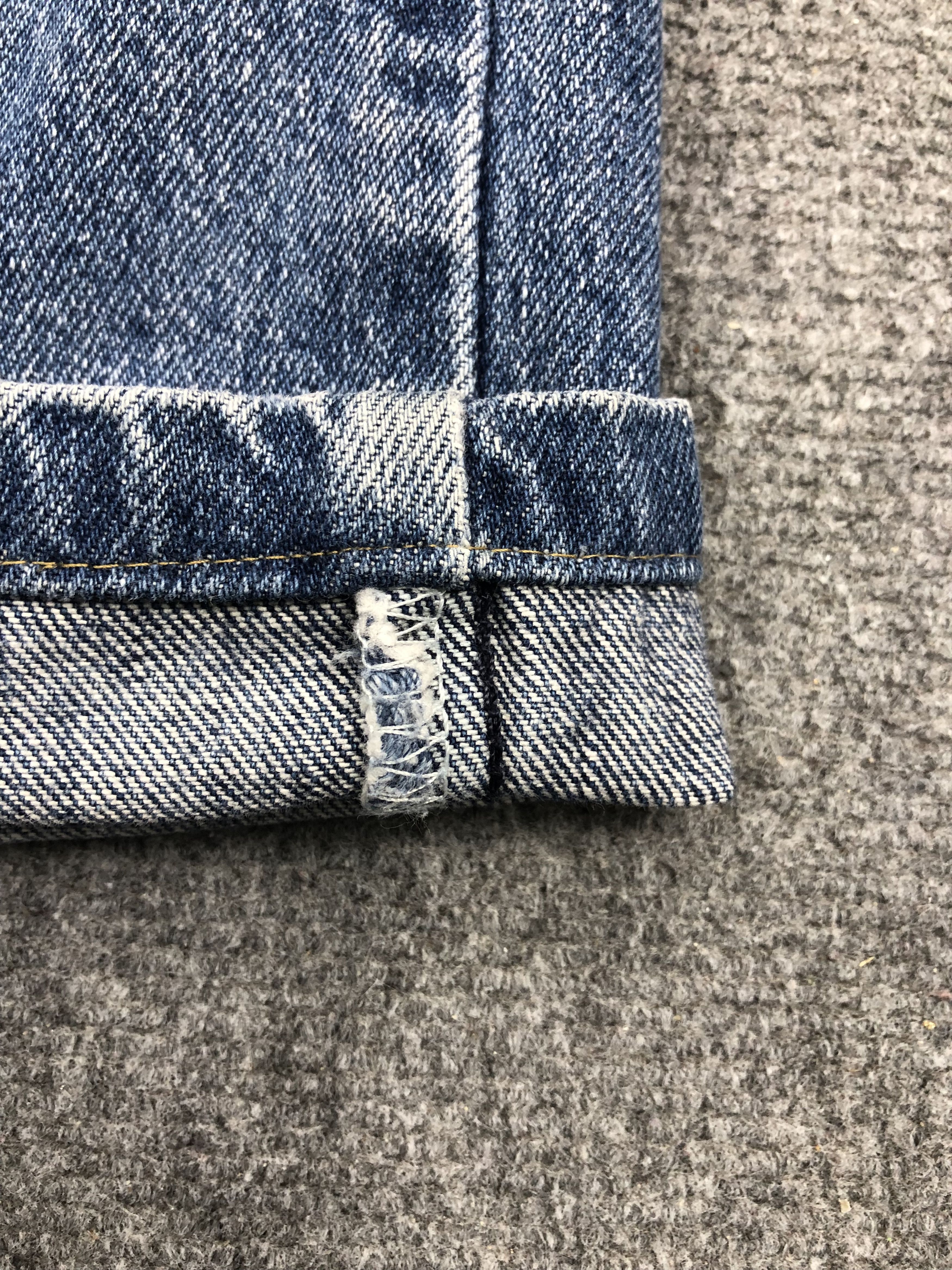 Levi's Vintage Levis 505 Faded Blue Jeans DP1589 Size US 37 - 10 Thumbnail
