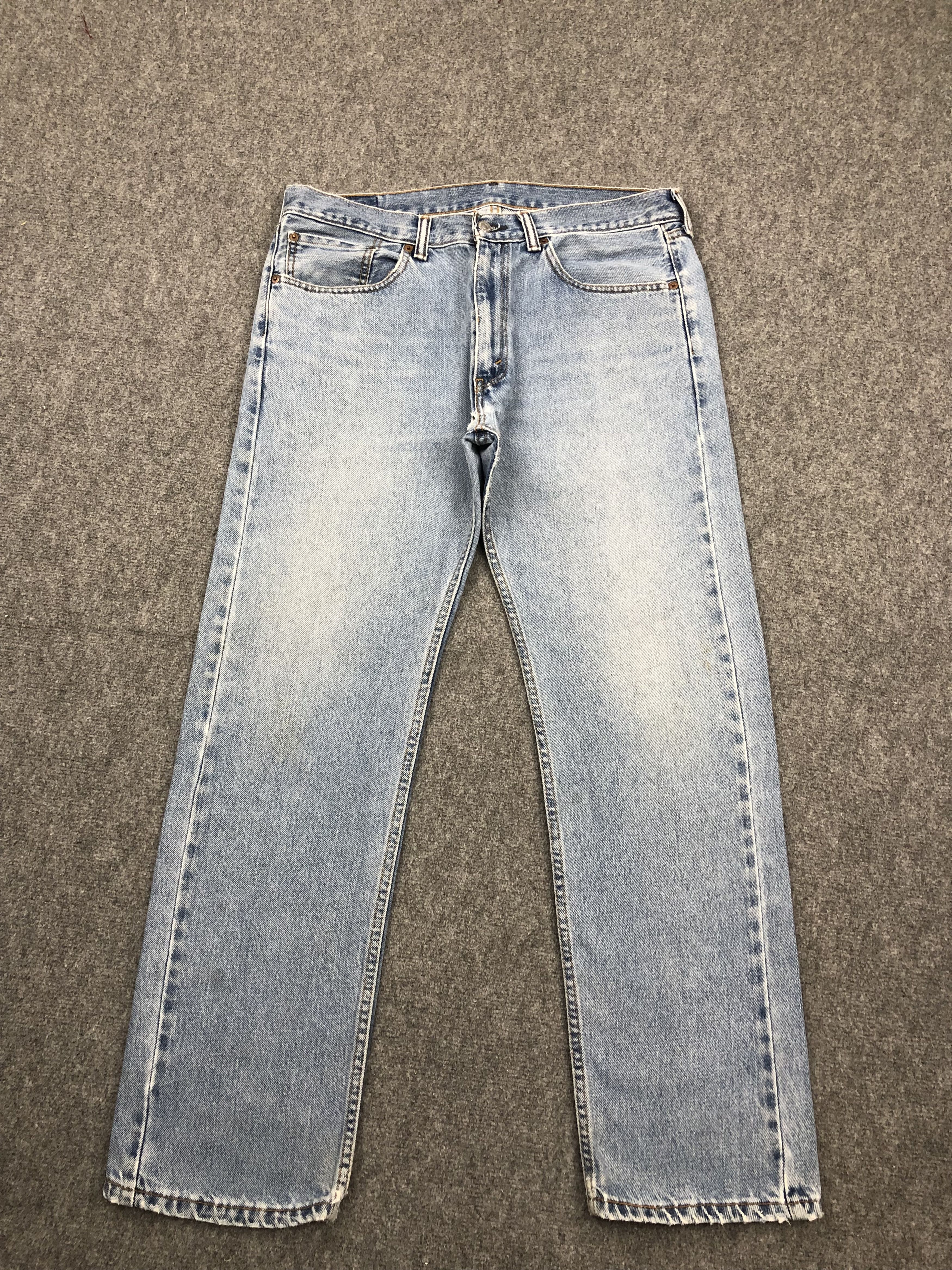 Levi's Vintage Levis 505 Light Wash Jeans DP1581 Size US 36 / EU 52 - 1 Thumbnail